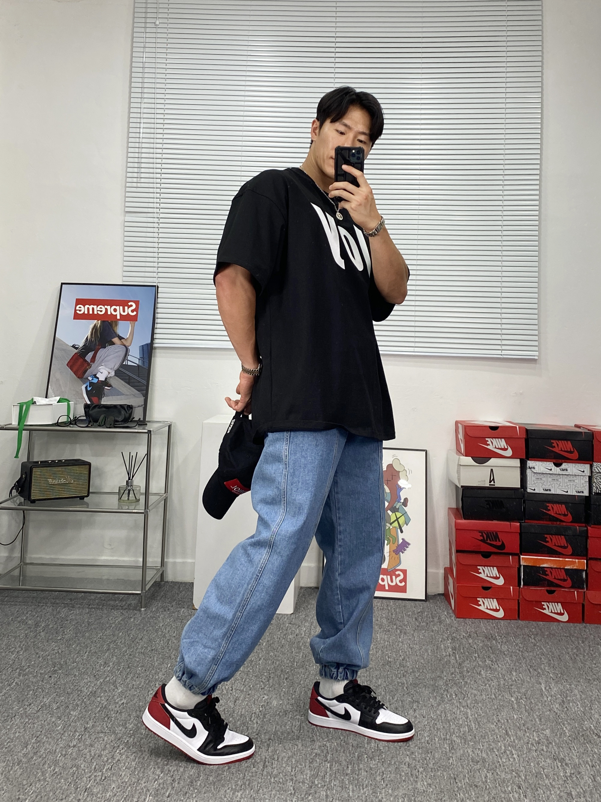 Jordan 1 Retro Low OG Black Toe 착용 스타일 - 1