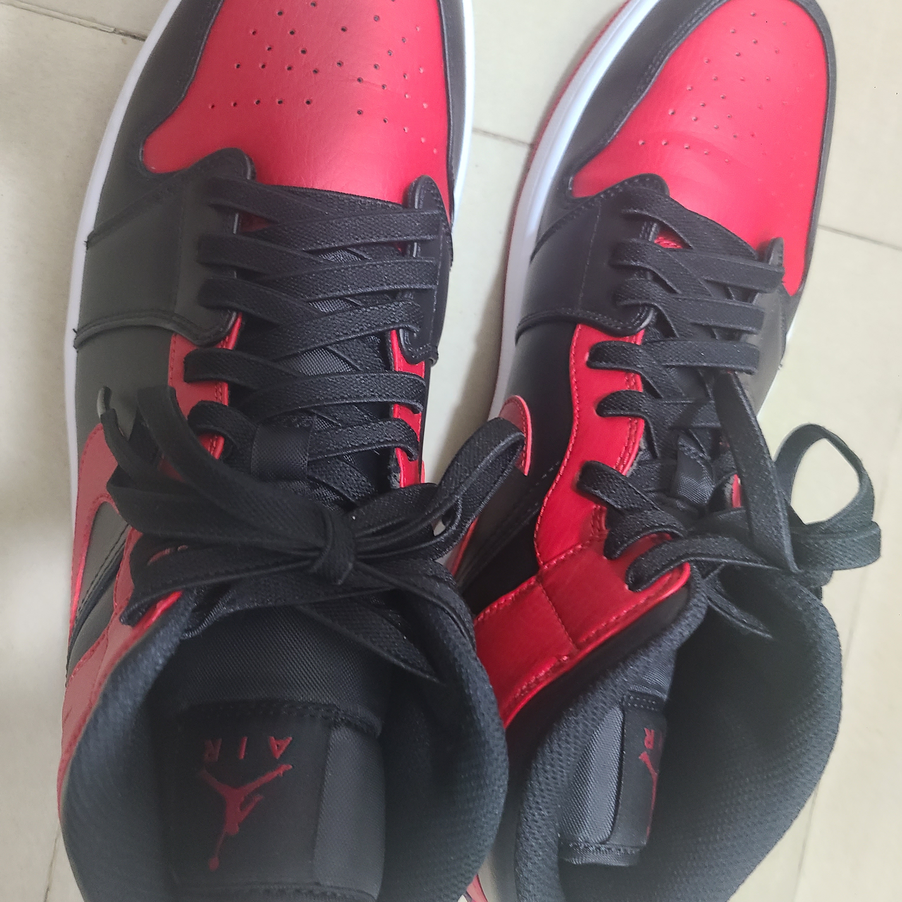 Jordan 1 Mid Bred Banned 2020 착용 스타일