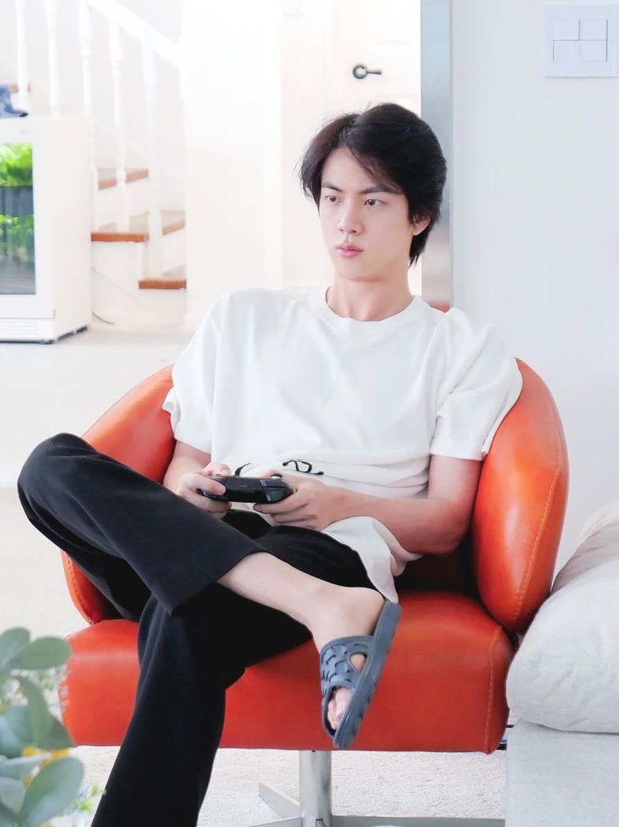 Louis Vuitton End Goal Printed Shirt White 착용 스타일 - 1