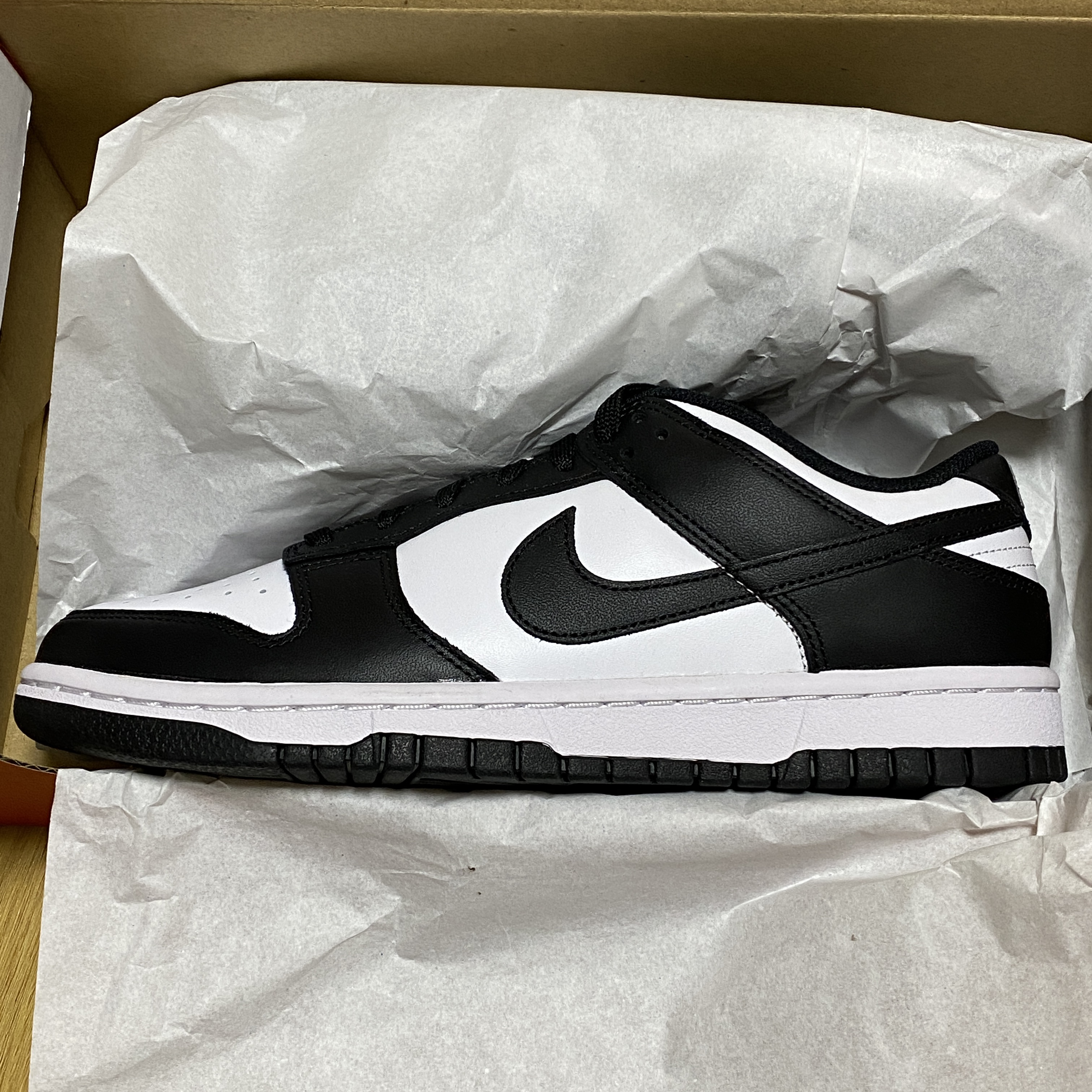 (W) Nike Dunk Low Black 착용 스타일