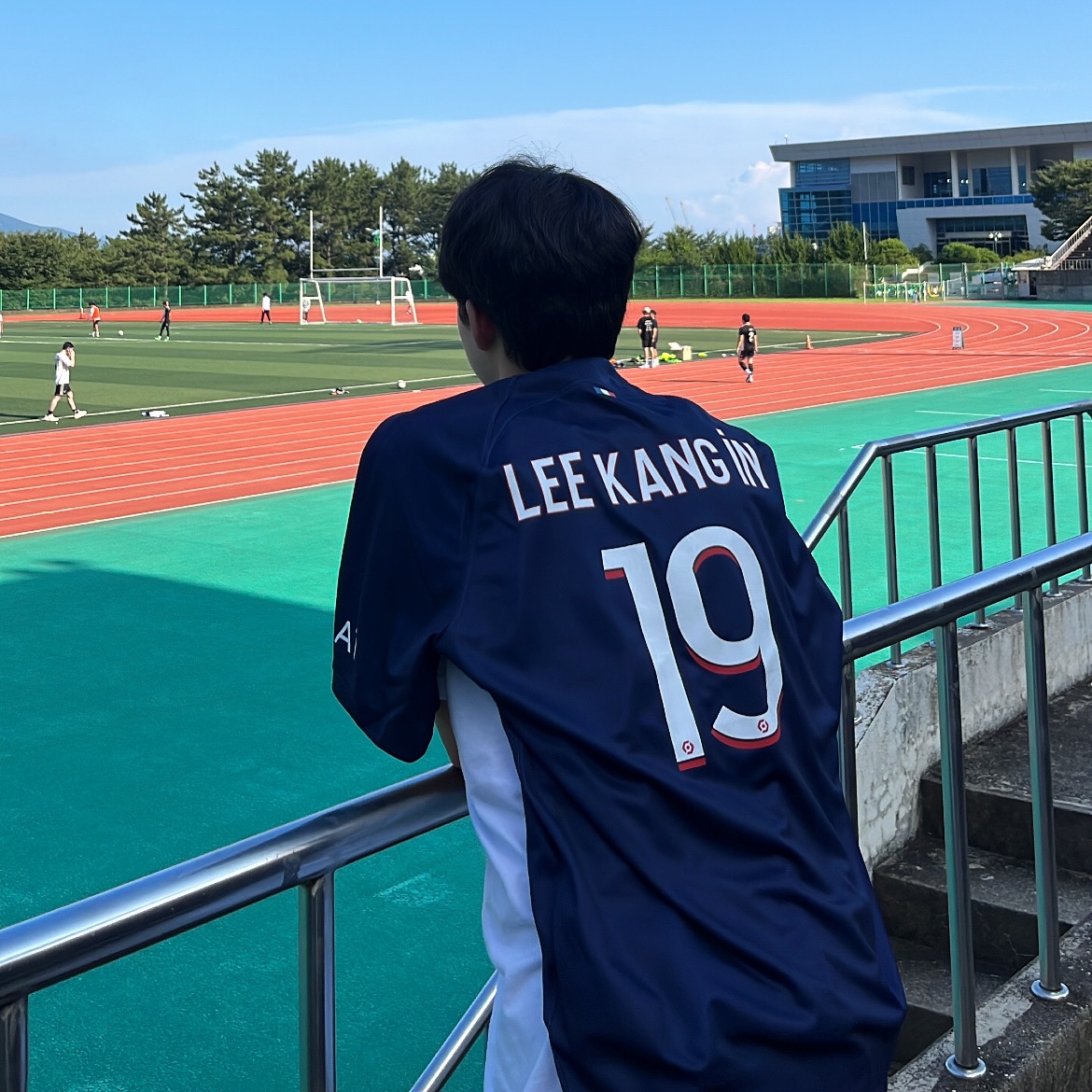 Nike Paris Saint-Germain 2023/24 Dri-Fit Stadium Home Jersey Midnight Navy (Non Marking Ver.) 착용 스타일