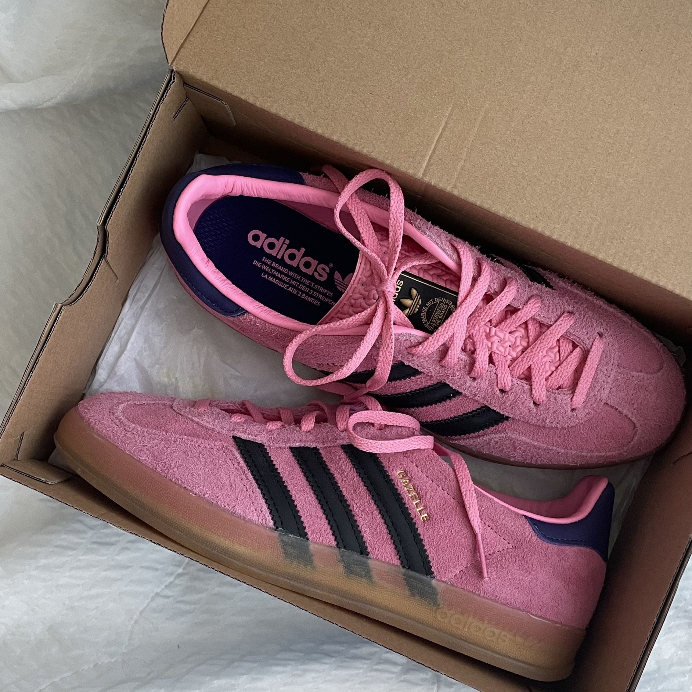 (W) Adidas Gazelle Indoor Bliss Pink 착용 스타일