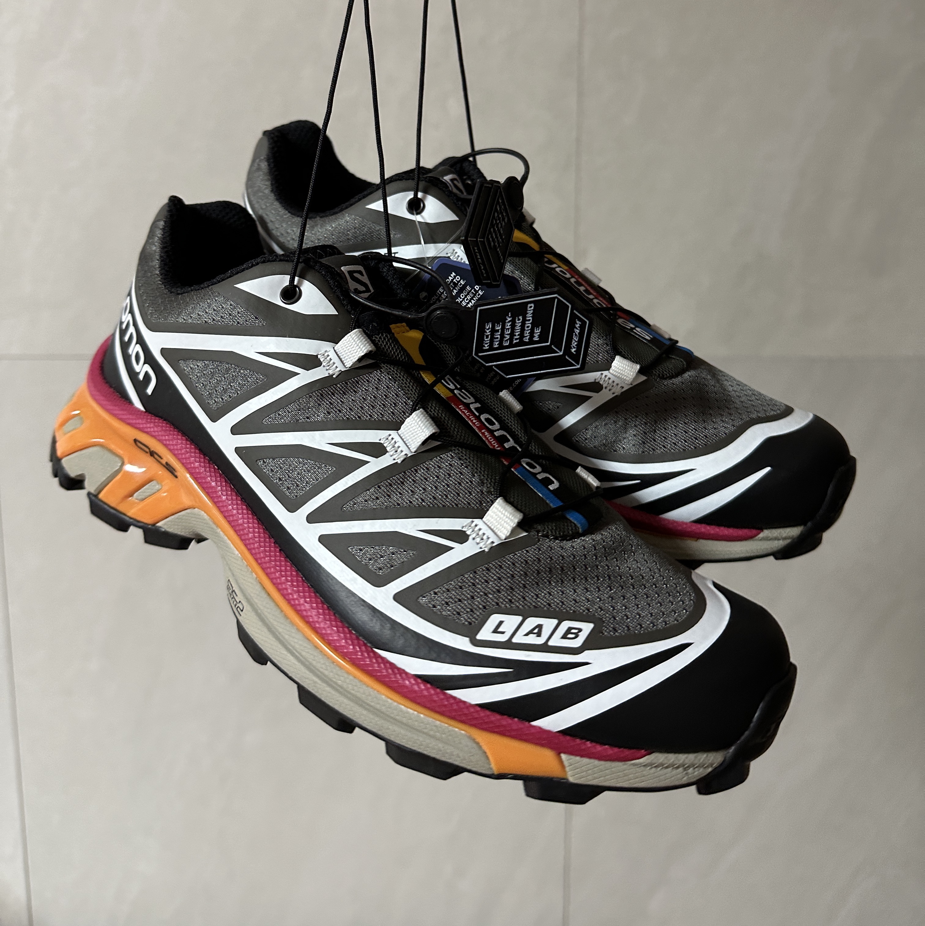 Salomon XT-6 Beluga Russet Orange 착용 스타일