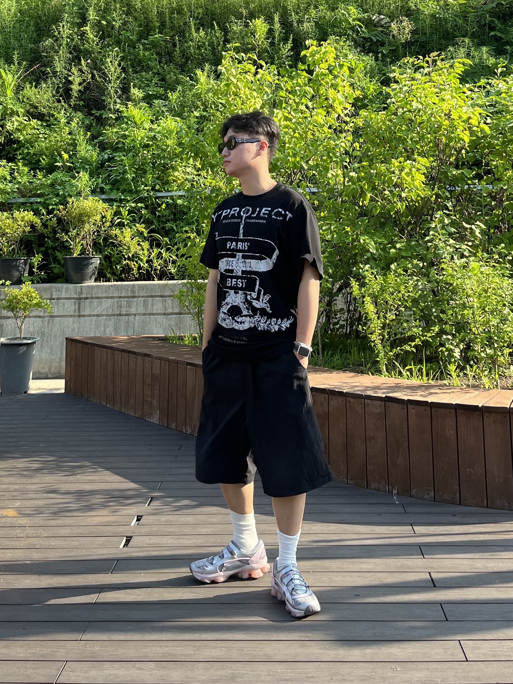Gentle Monster x Maison Margiela MM005 Black Black, Y/Project Paris Best T-Shirt Black - 23SS 착용 스타일