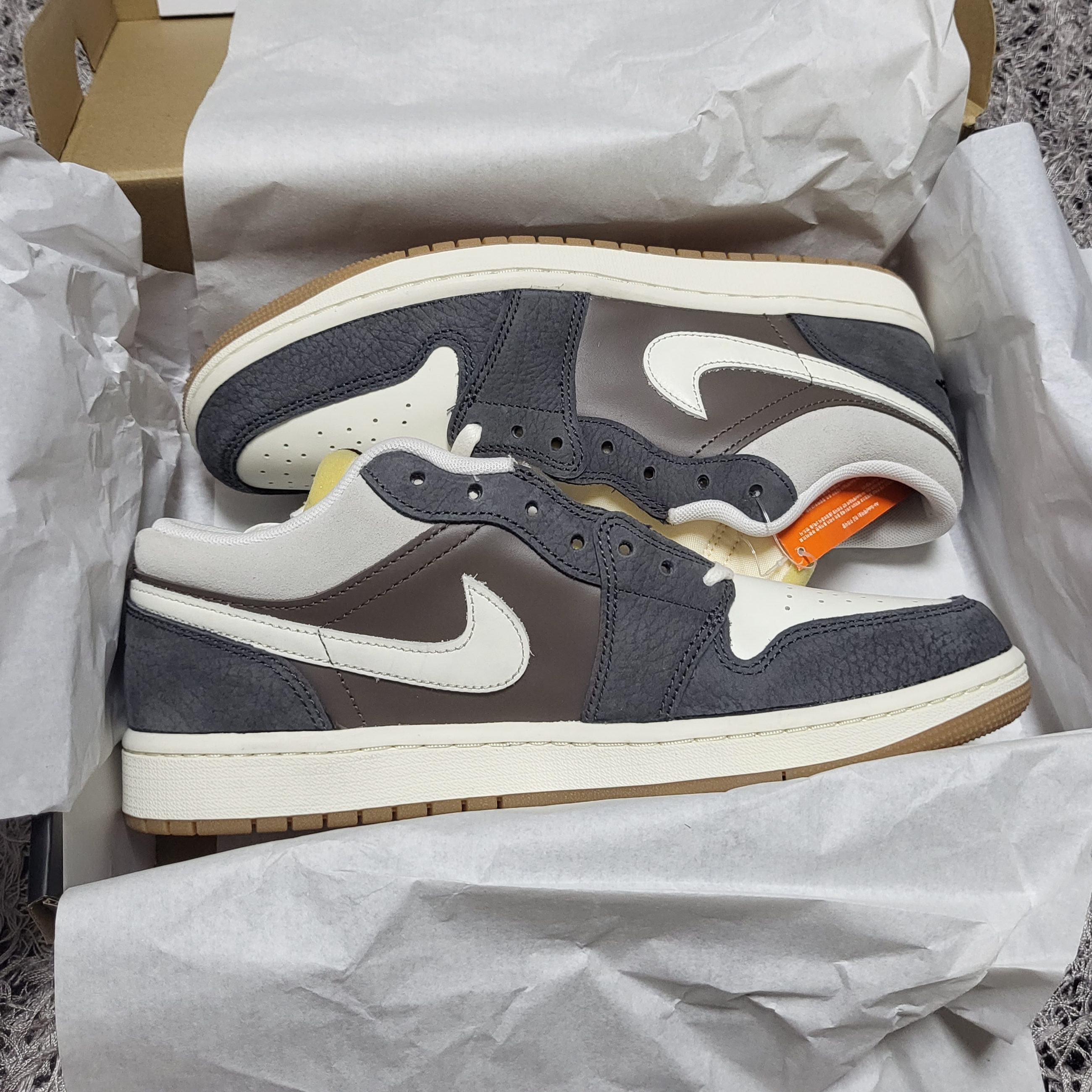 Jordan 1 Low Kkachi 착용 스타일
