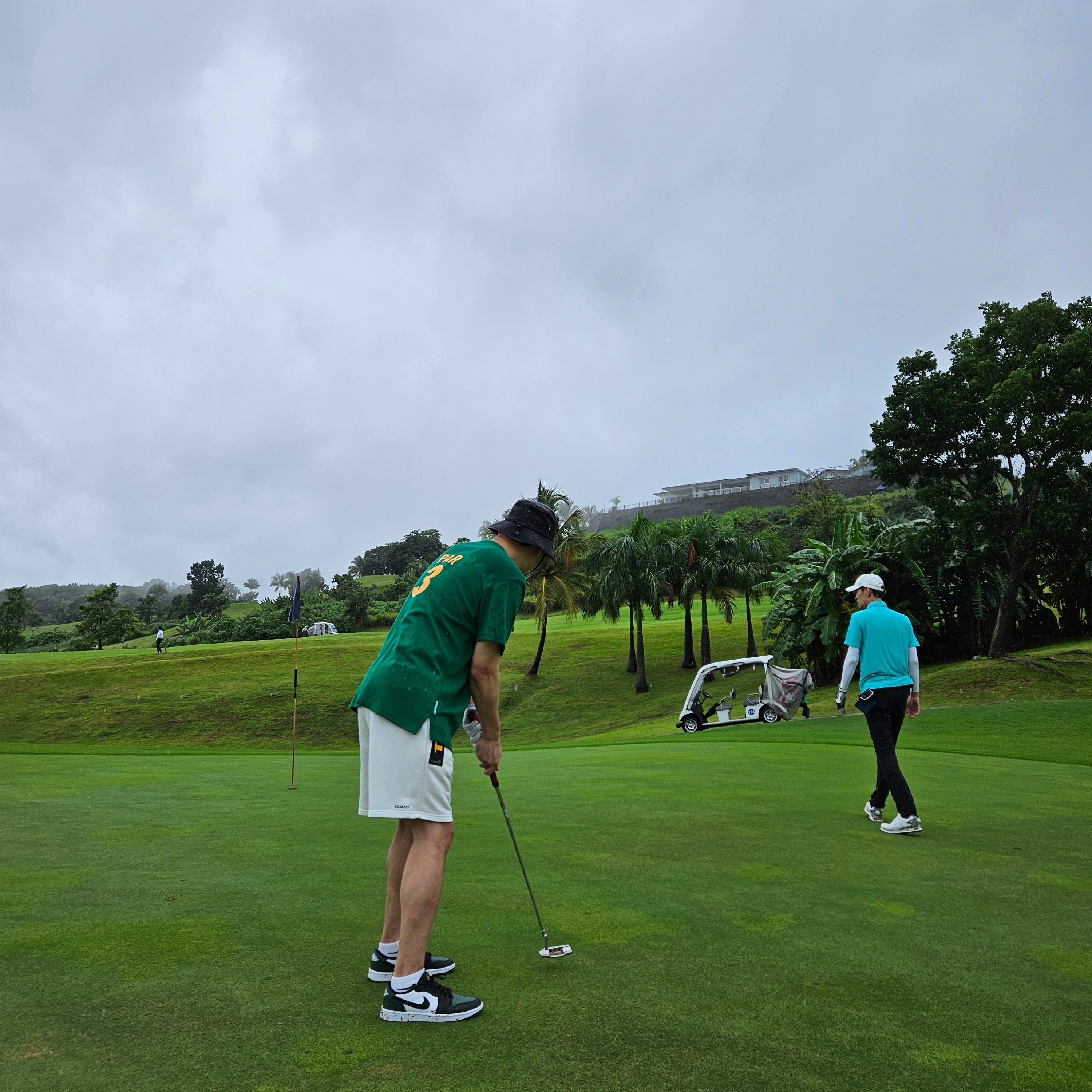 Jordan 1 Low Golf Noble Green 착용 스타일