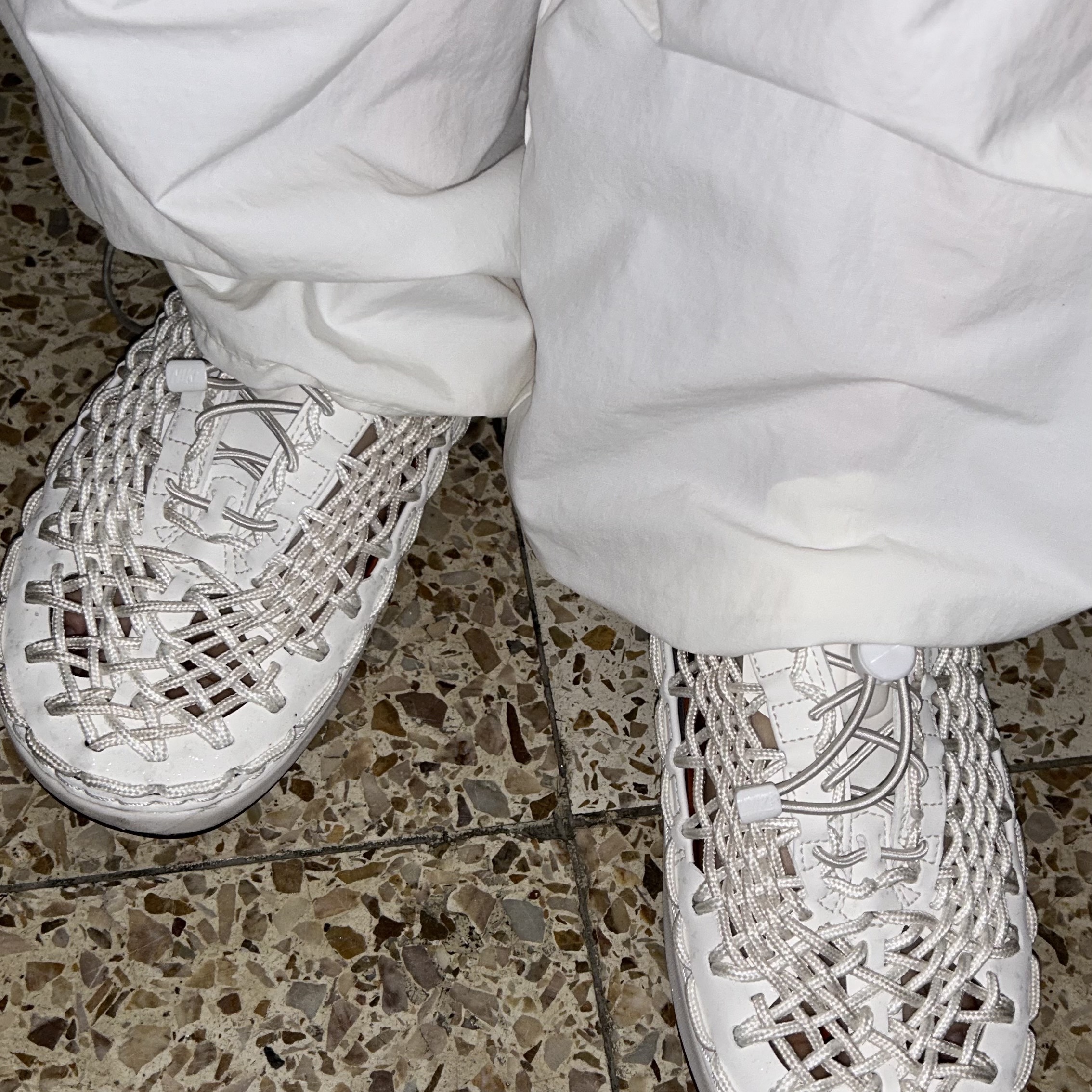 Nike ACG Watercat+ Phantom 착용 스타일