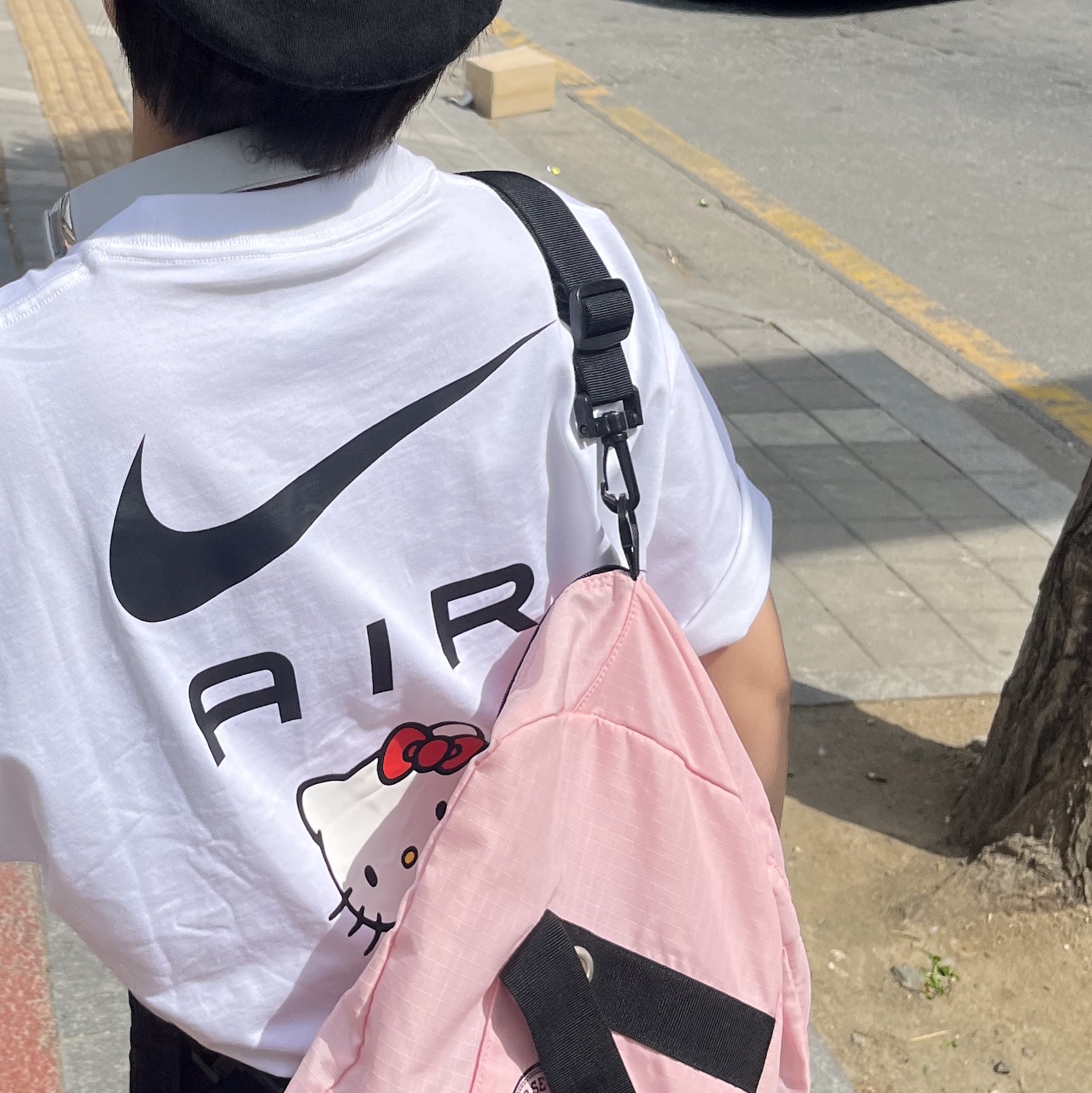 Nike x Hello Kitty NRG Air T-Shirt White - Asia 착용 스타일