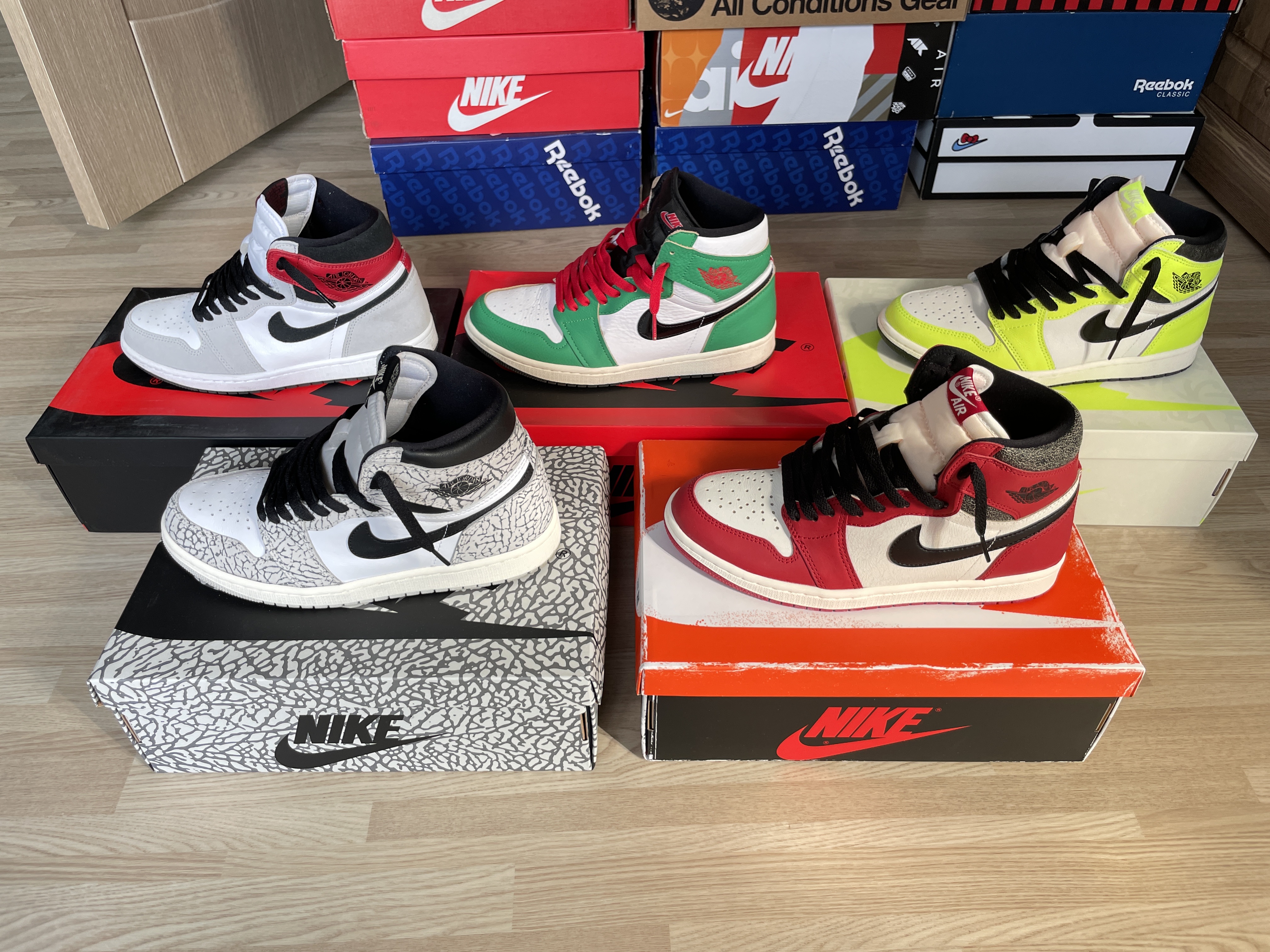 Jordan 1 Retro High OG Chicago 2022, Jordan 1 Retro High OG Volt 착용 스타일 - 2