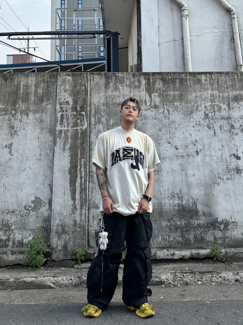 送料込+BALENCIAGA+SKATER T シャツ オーバーサイズ 발렌시아가 스케이터 티셔츠 오버사이즈 화이트 | Balenciaga