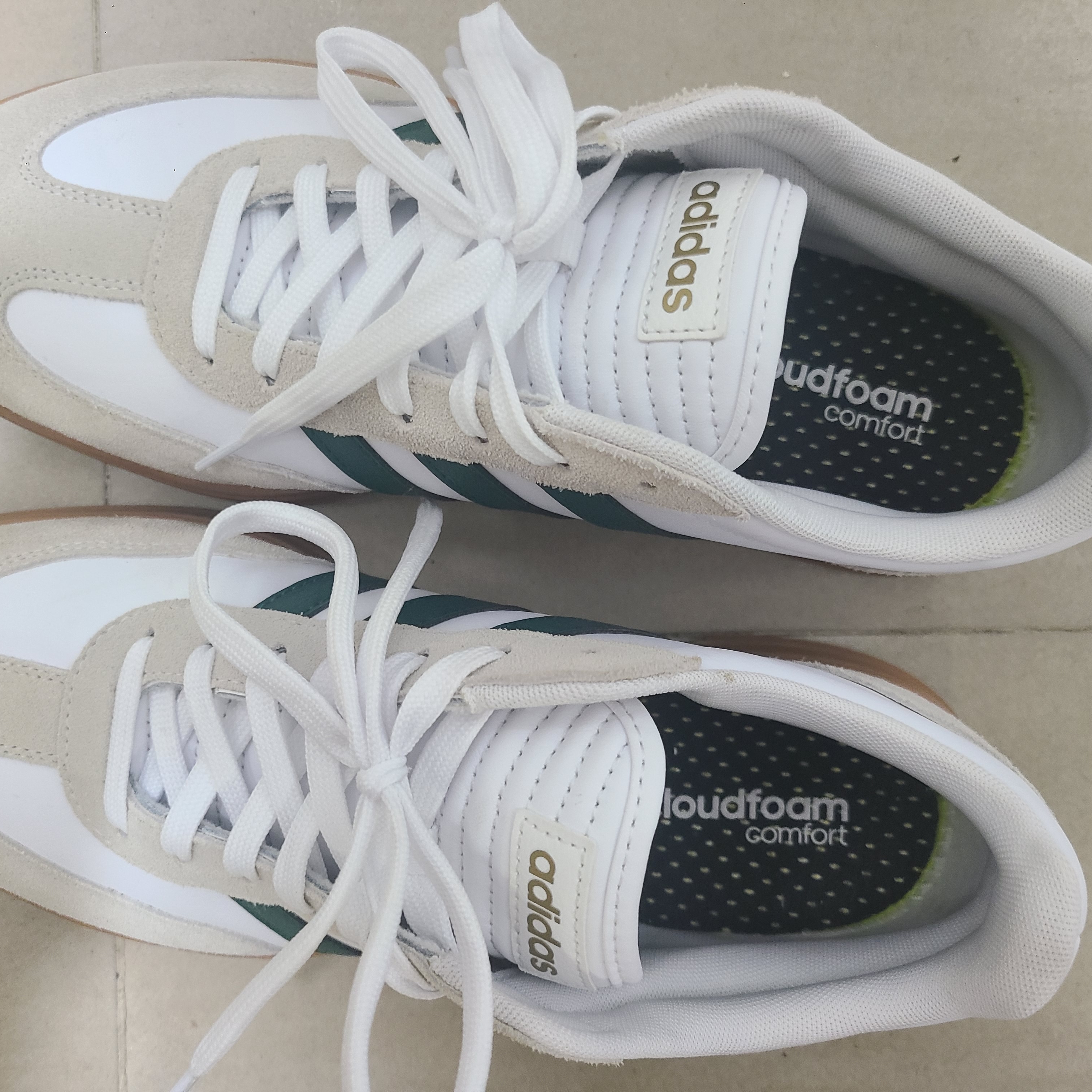 Adidas Gradas Collegiate Green 착용 스타일