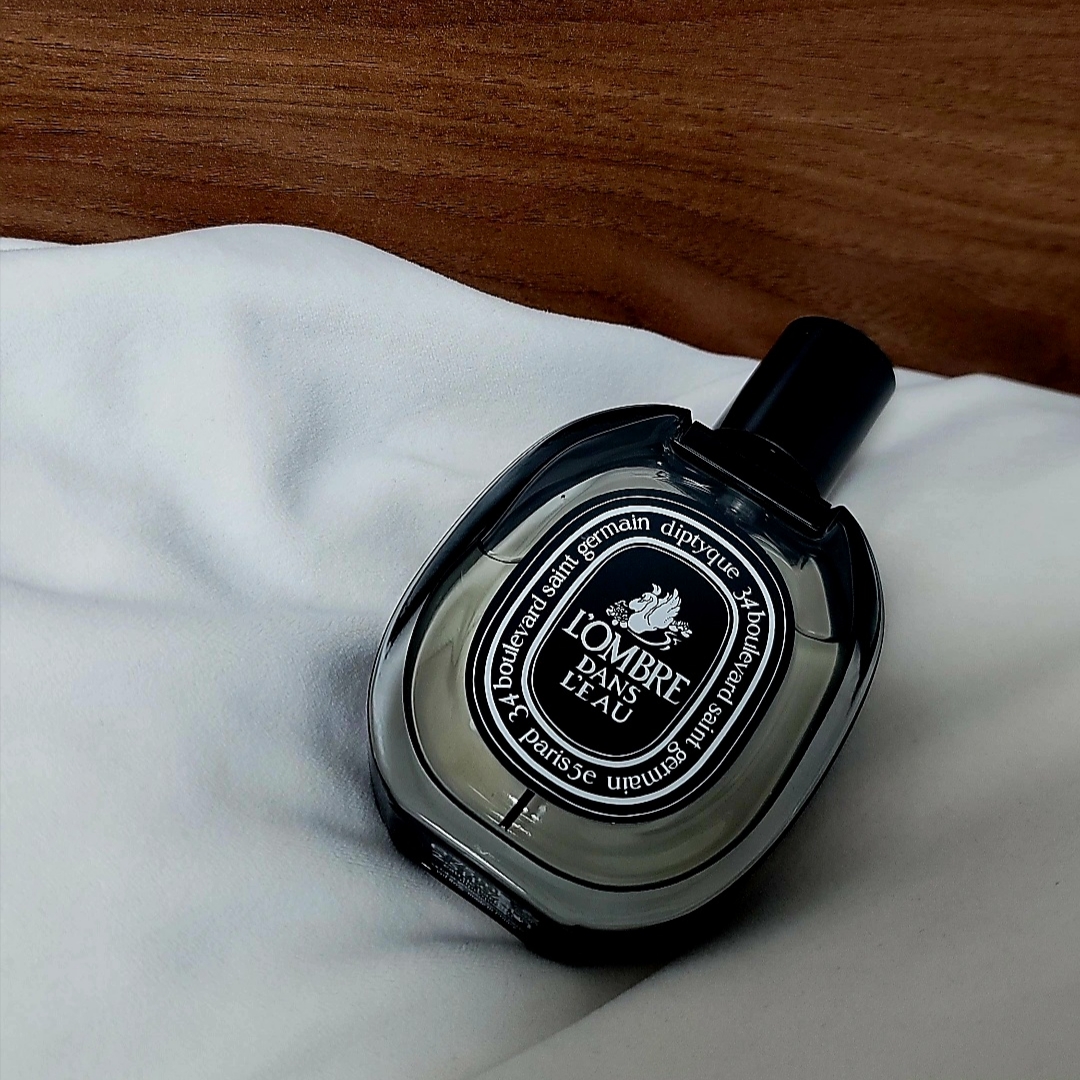 Diptyque L'ombre Dans L'eau Eau De Parfum 75ml 착용 스타일