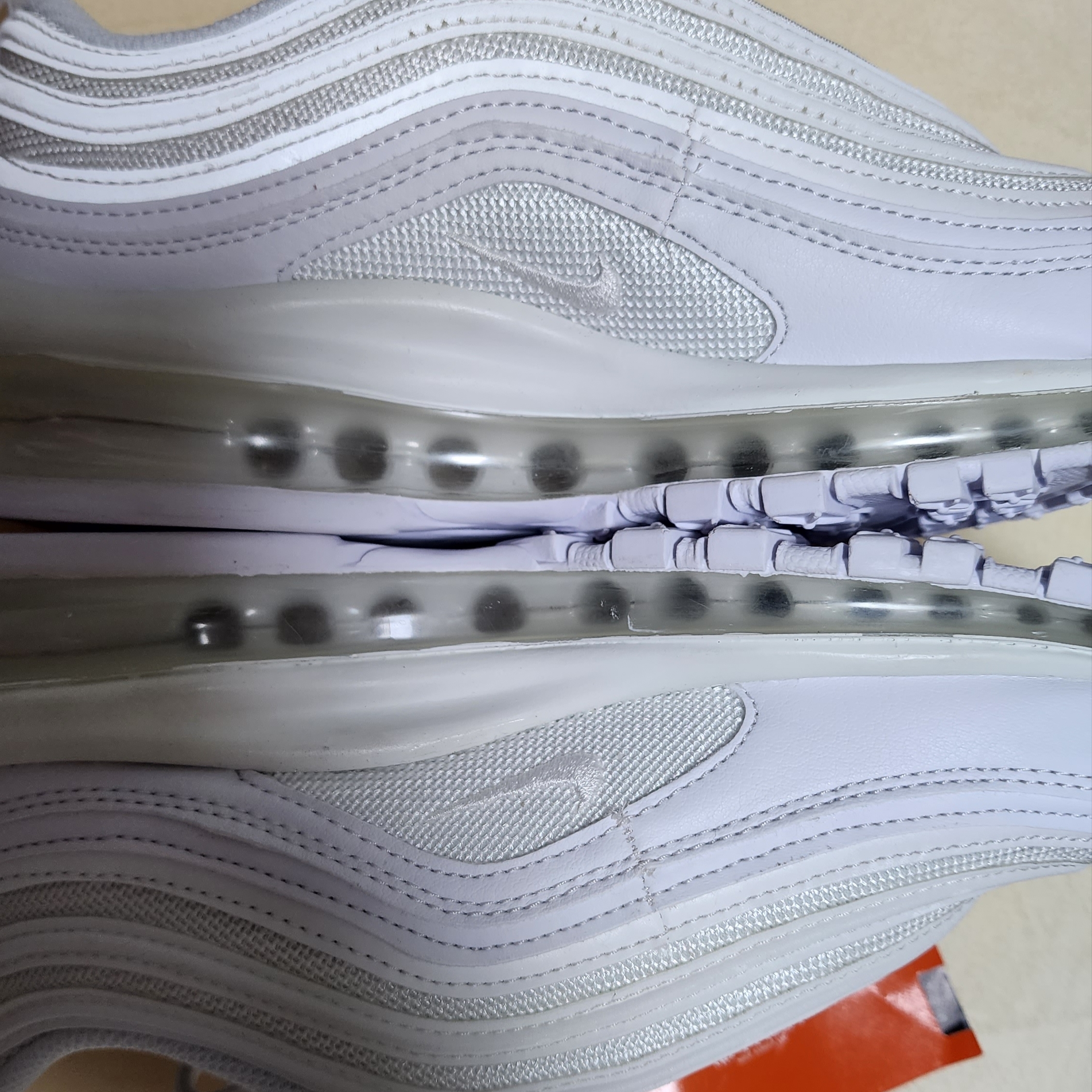 (W) Nike Air Max 97 Next Nature White 착용 스타일 - 5