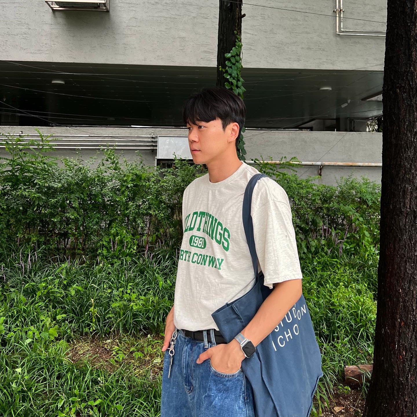 Balenciaga 3XL Sneakers Worn Out Grey White Blue 착용 스타일 - 3