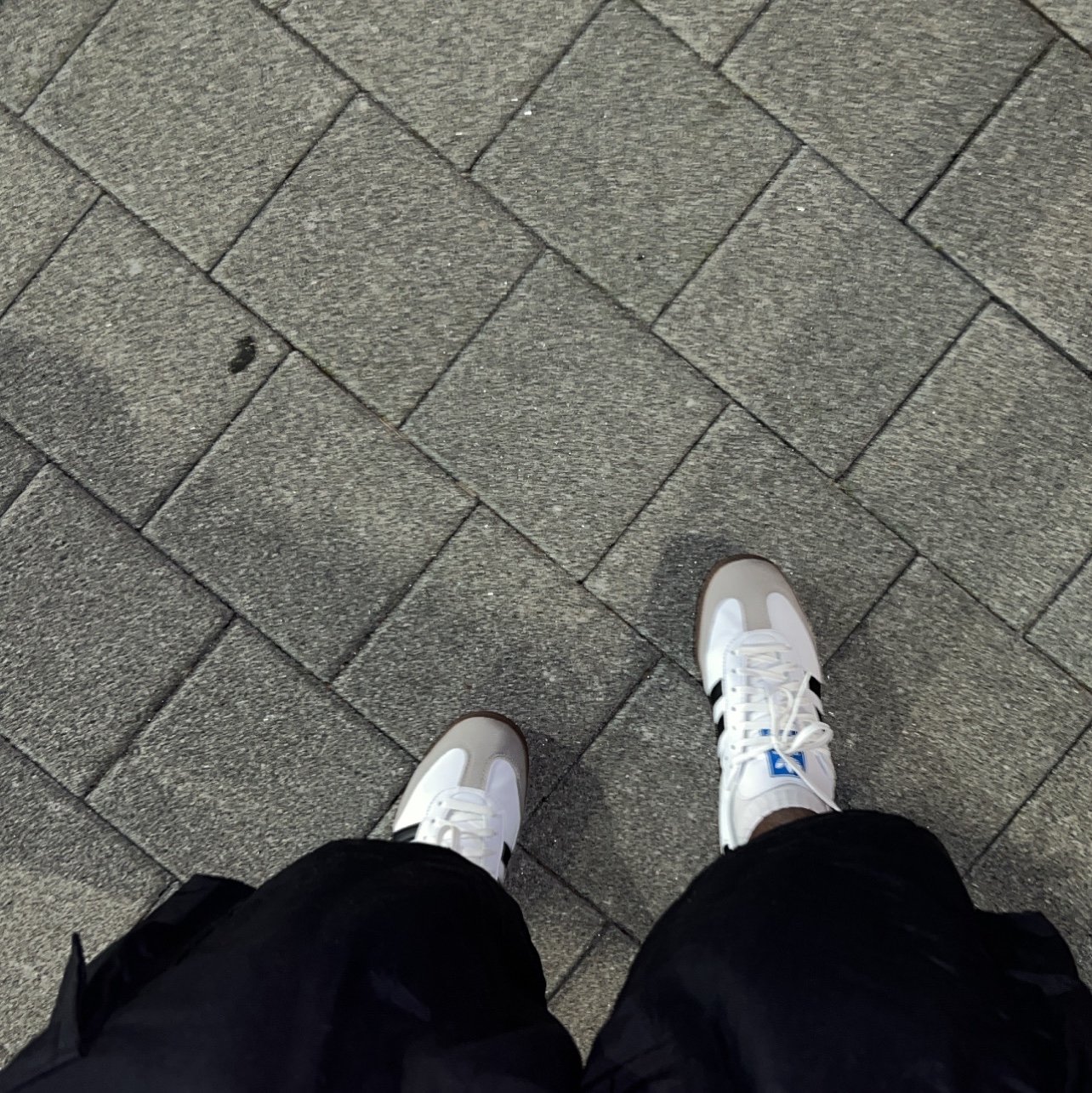 Adidas Samba Vegan White Black 착용 스타일