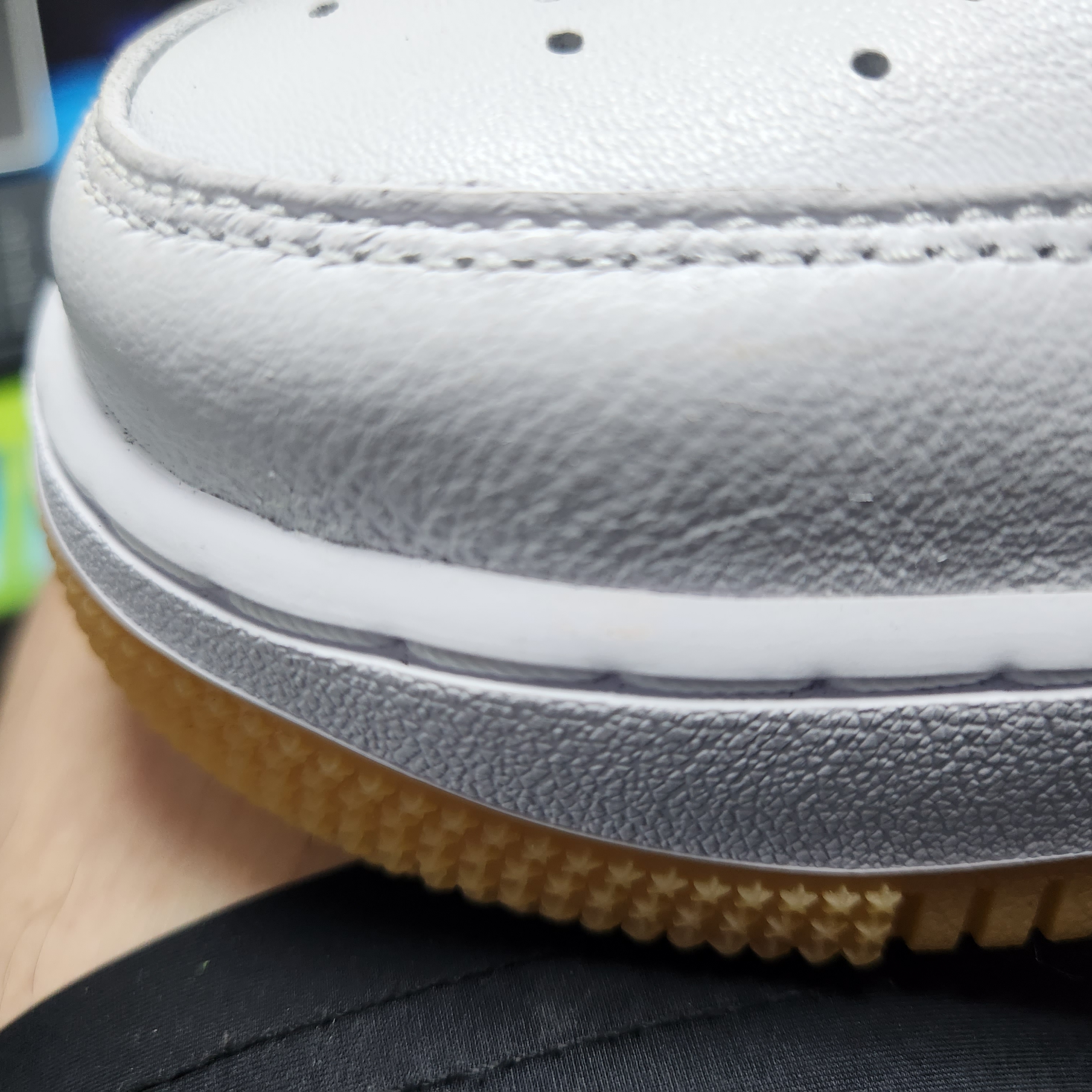 Nike Air Force 1 Low Retro Color of the Month White Forest Green 착용 스타일 - 5