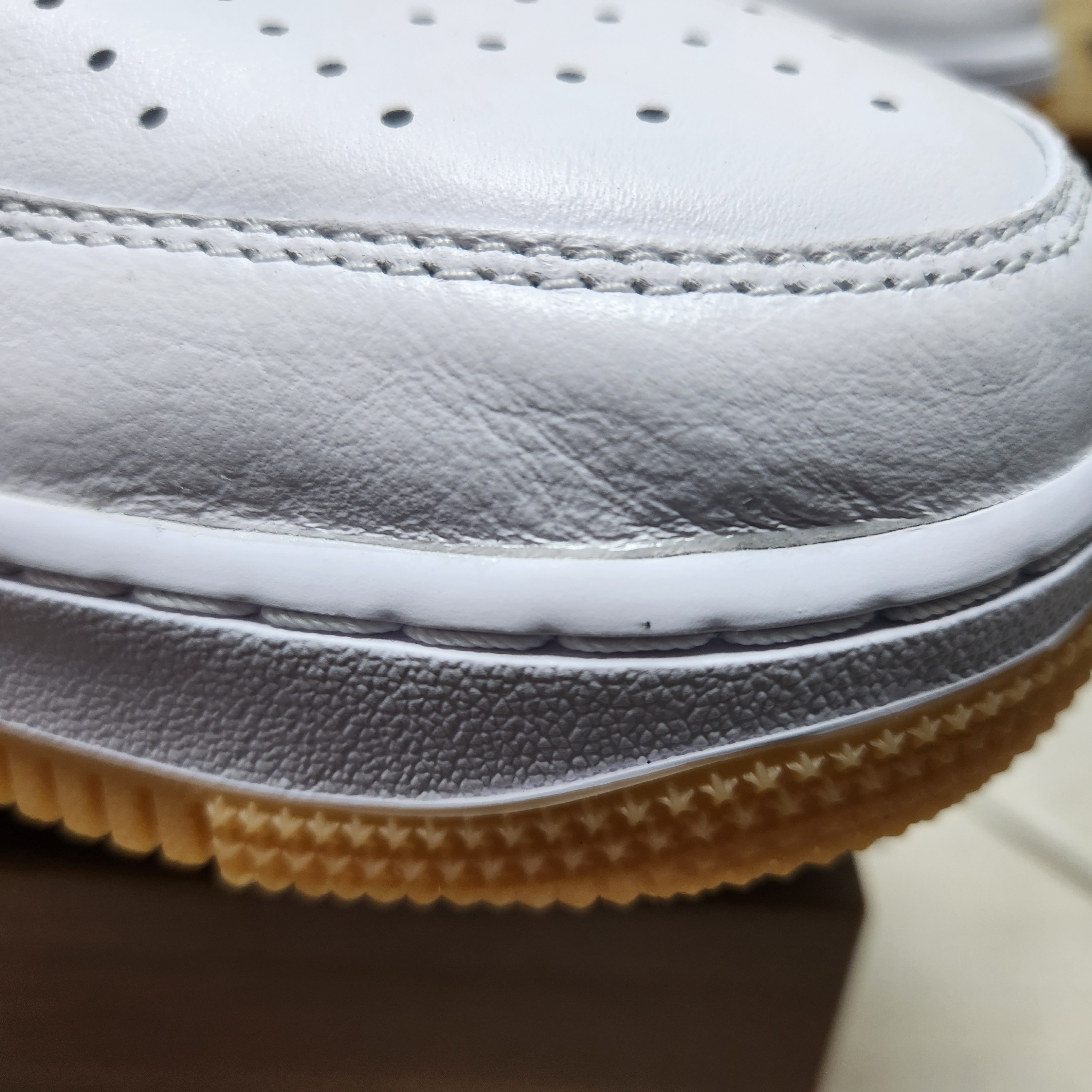 Nike Air Force 1 Low Retro Color of the Month White Forest Green 착용 스타일 - 2