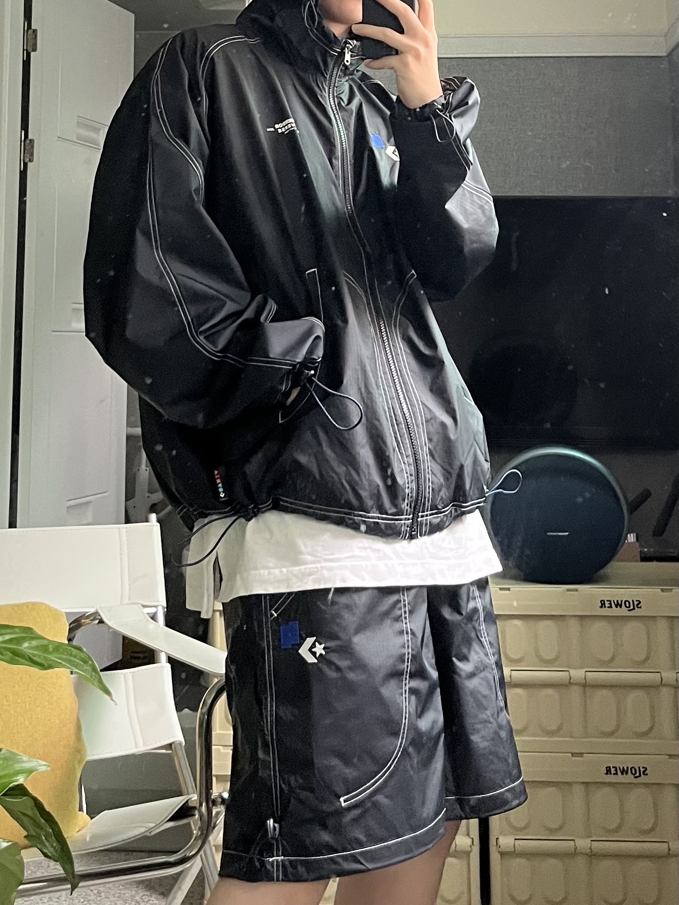 Converse x Ader Error Shapes Light Jacket Converse Black, Converse x Ader Error Shapes Shorts Black 착용 스타일 - 2