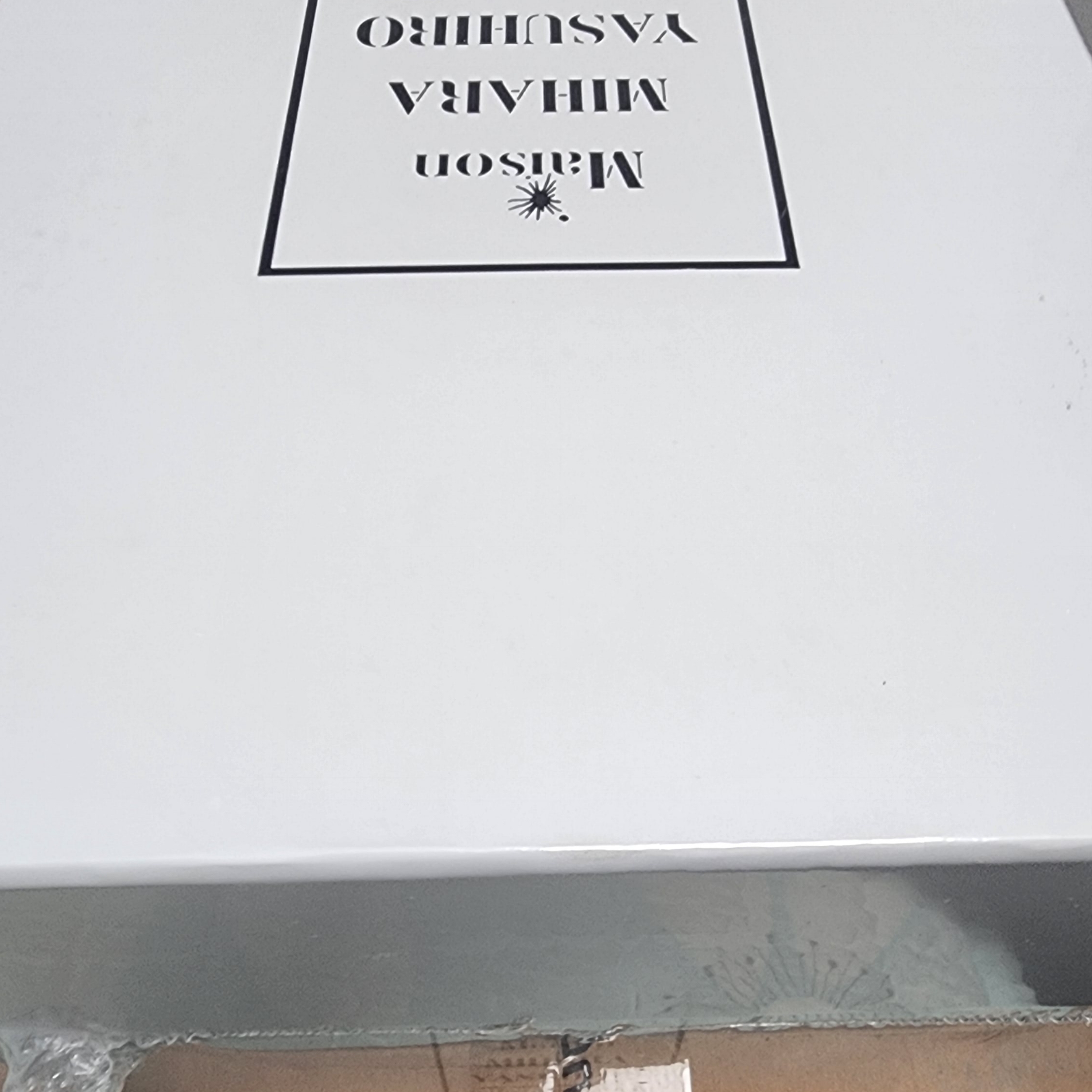 Maison Mihara Yasuhiro Hank OG Sole Canvas Low-top Sneakers White 착용 스타일 - 2