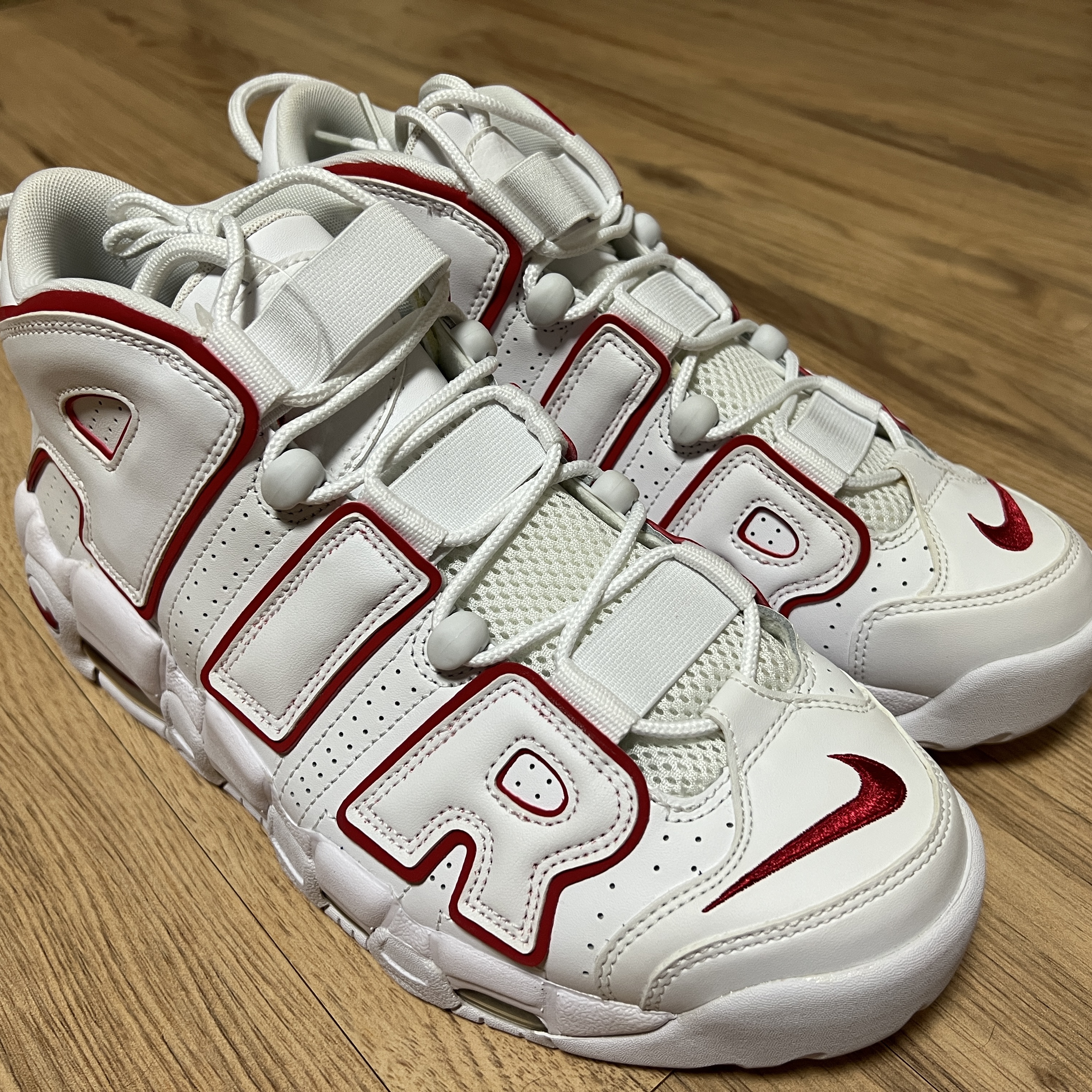 Nike Air More Uptempo White Varsity Red 2018 착용 스타일 - 2