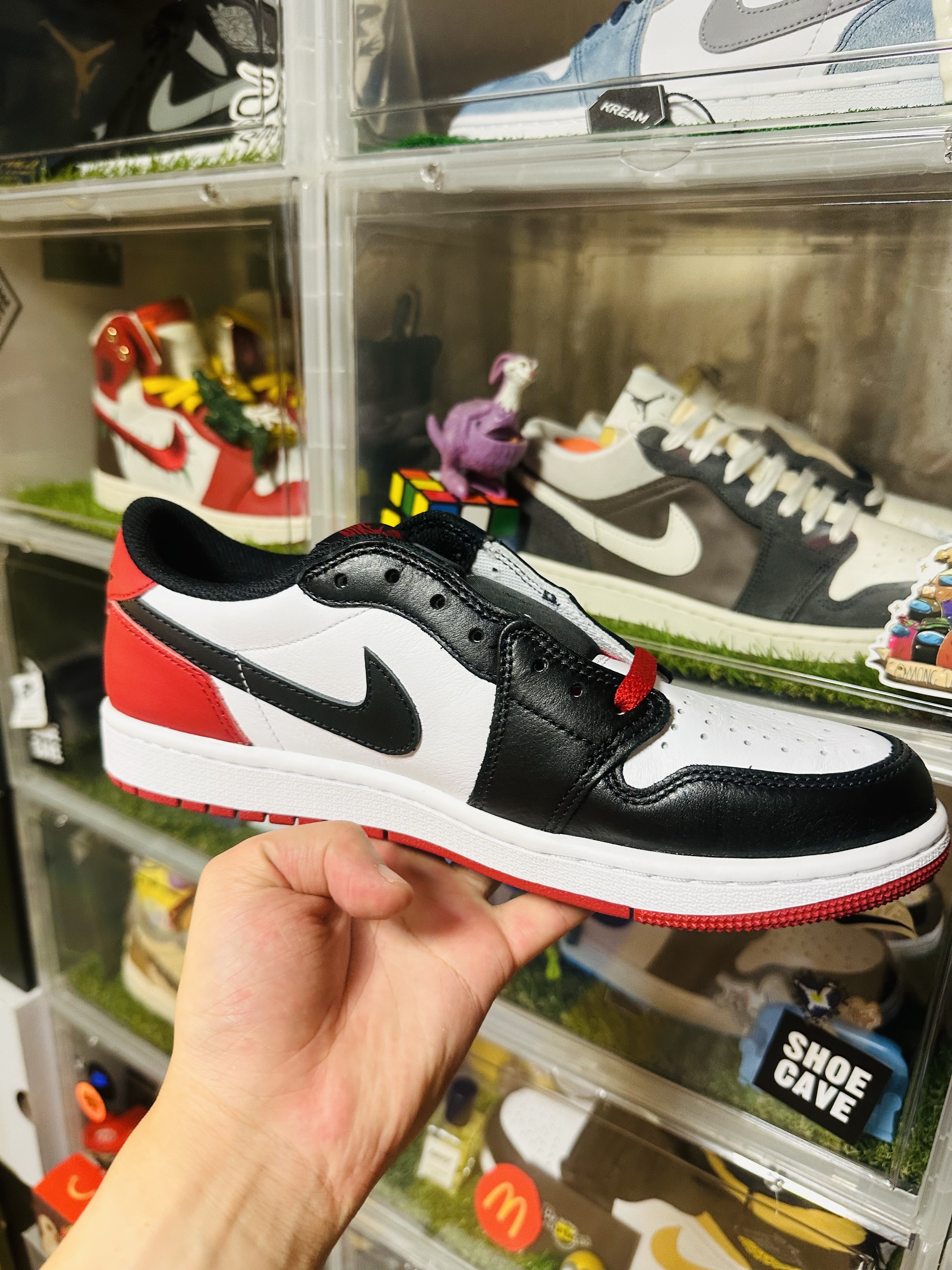 Jordan 1 Retro Low OG Black Toe, Jordan 1 Low Kkachi 착용 스타일 - 1
