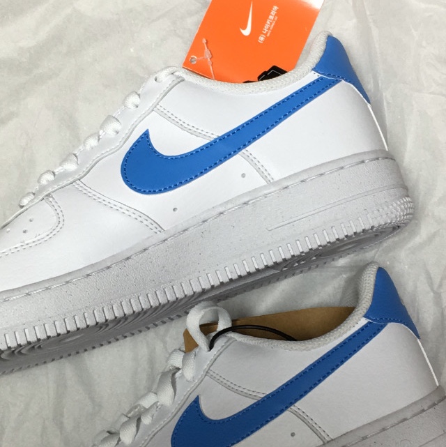 (W) Nike Air Force 1 '07 Next Nature White University Blue 착용 스타일 - 1