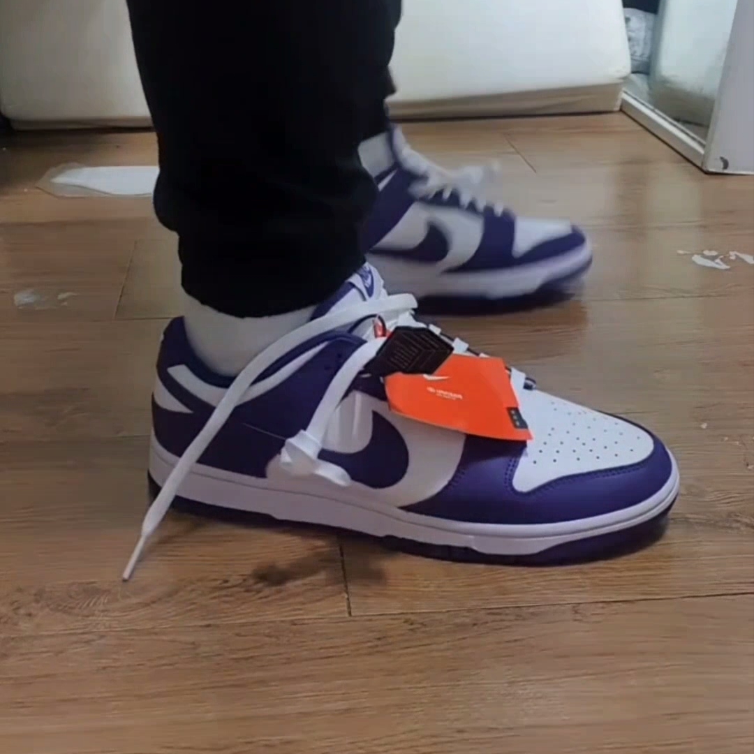 Nike Dunk Low Retro Championship Court Purple 착용 스타일 - 3