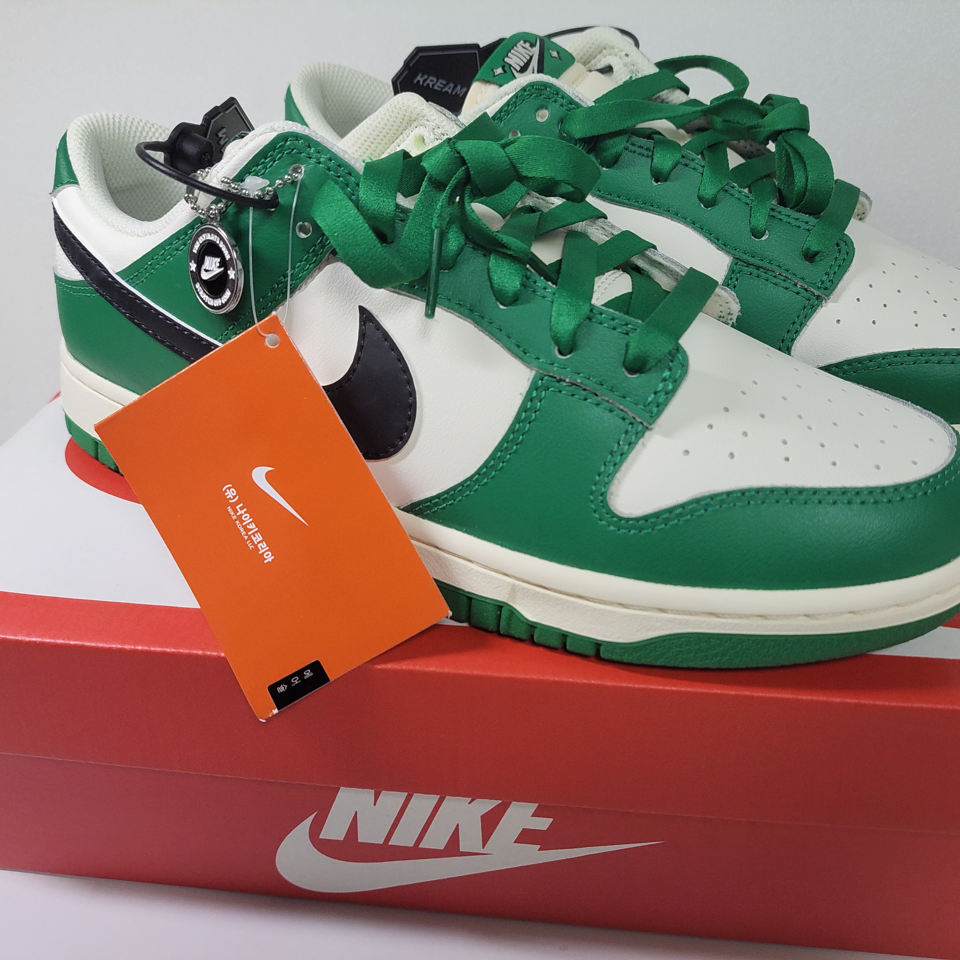 Nike Dunk Low Retro SE Jackpot Malachite 착용 스타일