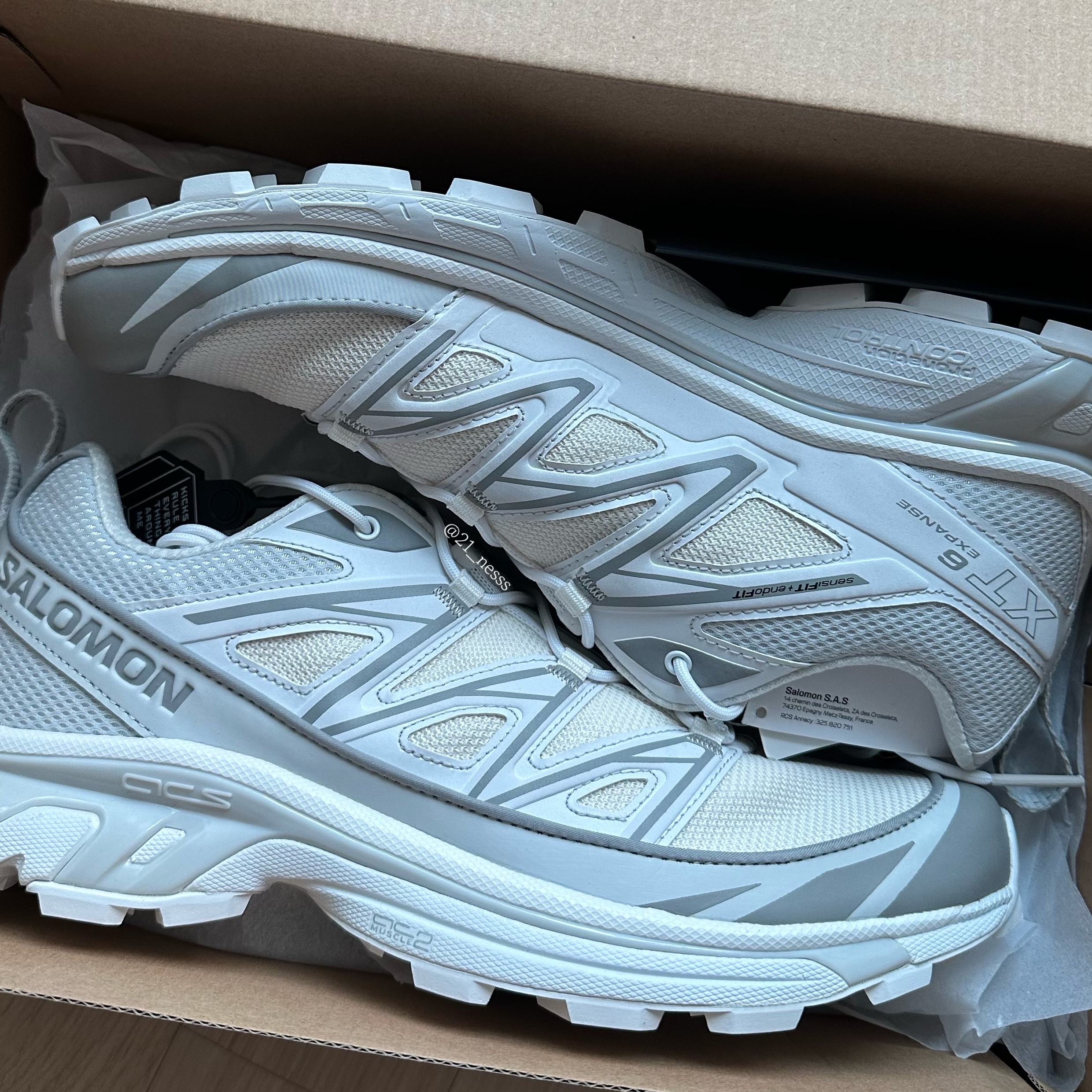 Salomon XT-6 Expanse Vanilla Ice White 착용 스타일