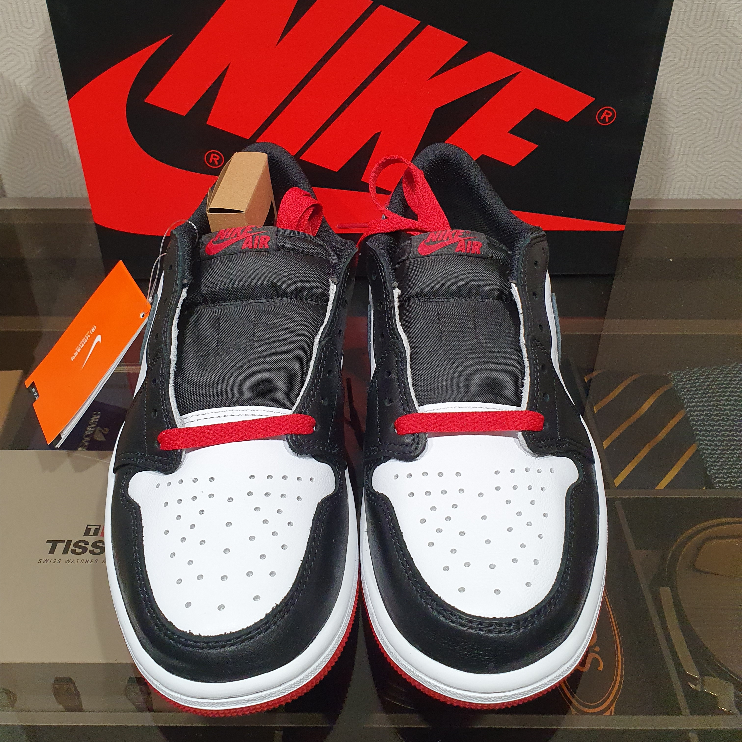Jordan 1 Retro Low OG Black Toe 착용 스타일 - 1