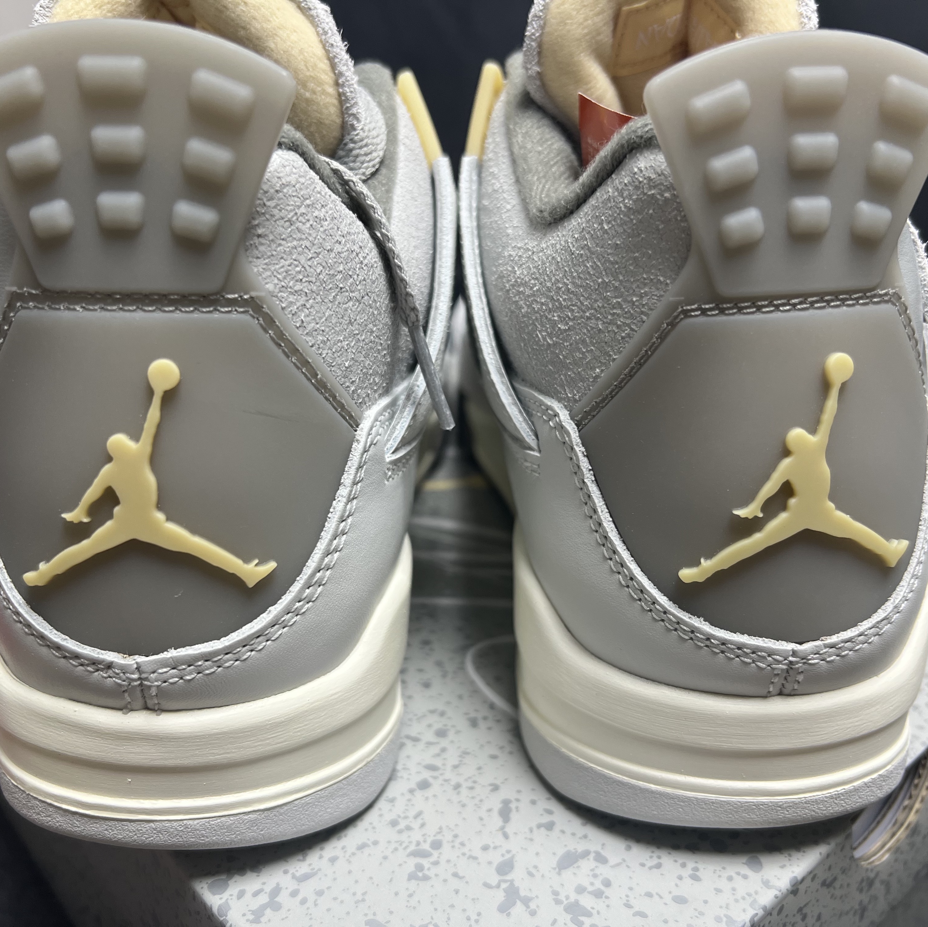 Jordan 4 Retro SE Craft 착용 스타일 - 3