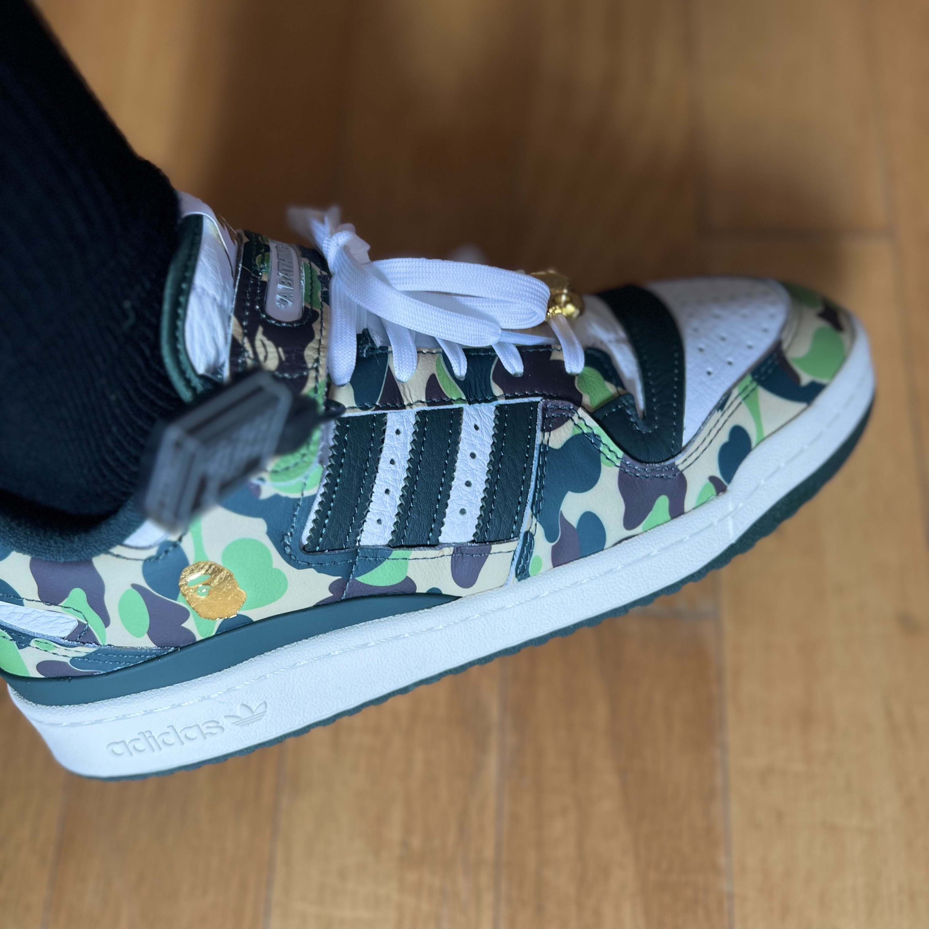 Adidas x BAPE Forum 84 Low Green Camo 착용 스타일 - 4
