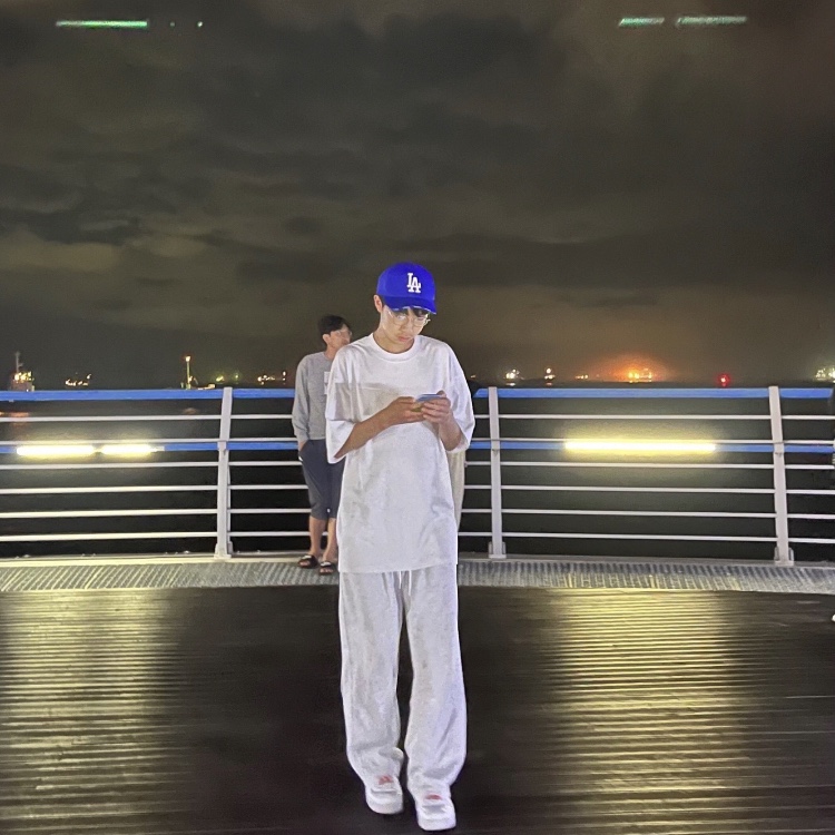 Nike x Supreme Air Force 1 Low White 착용 스타일