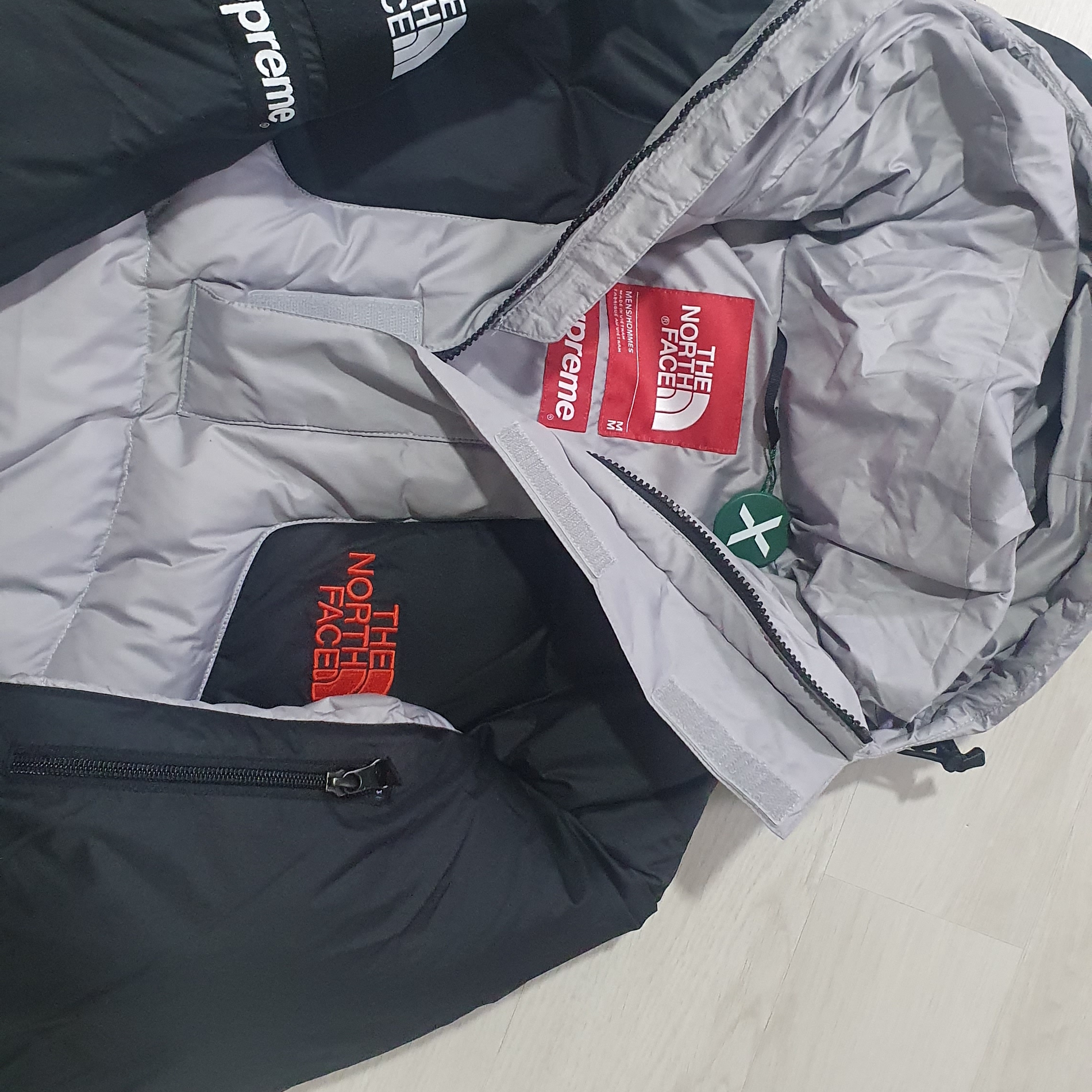Supreme x The North Face 800-Fill Half Zip Hooded Pullover Grey - 22FW 착용 스타일 - 1