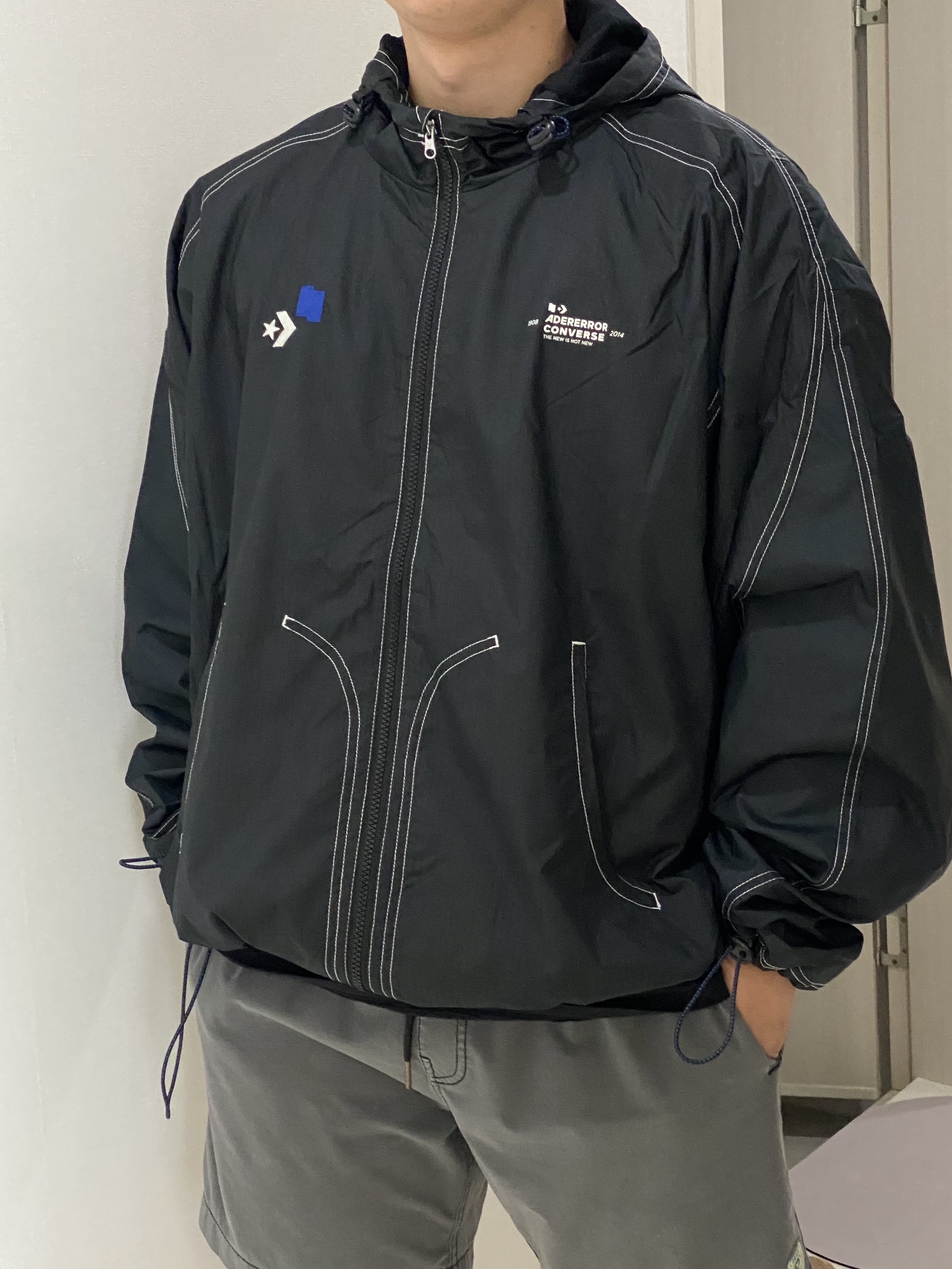 Converse x Ader Error Shapes Light Jacket Converse Black 착용 스타일