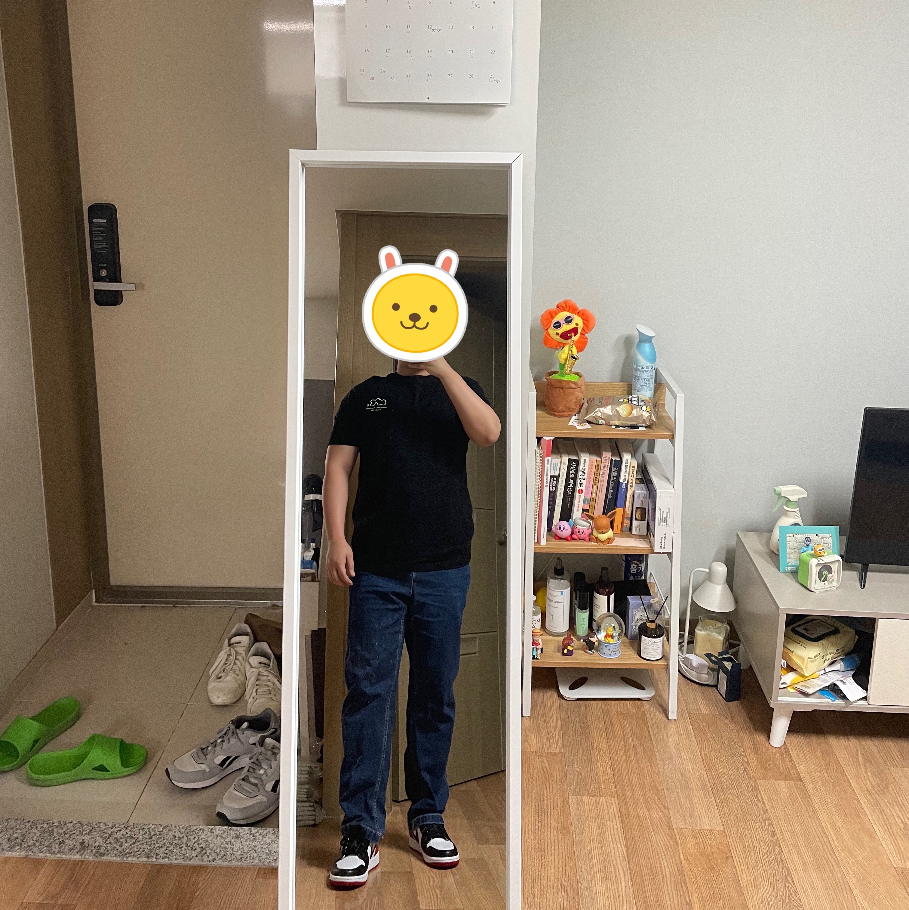 Jordan 1 Retro Low OG Black Toe 착용 스타일 - 4