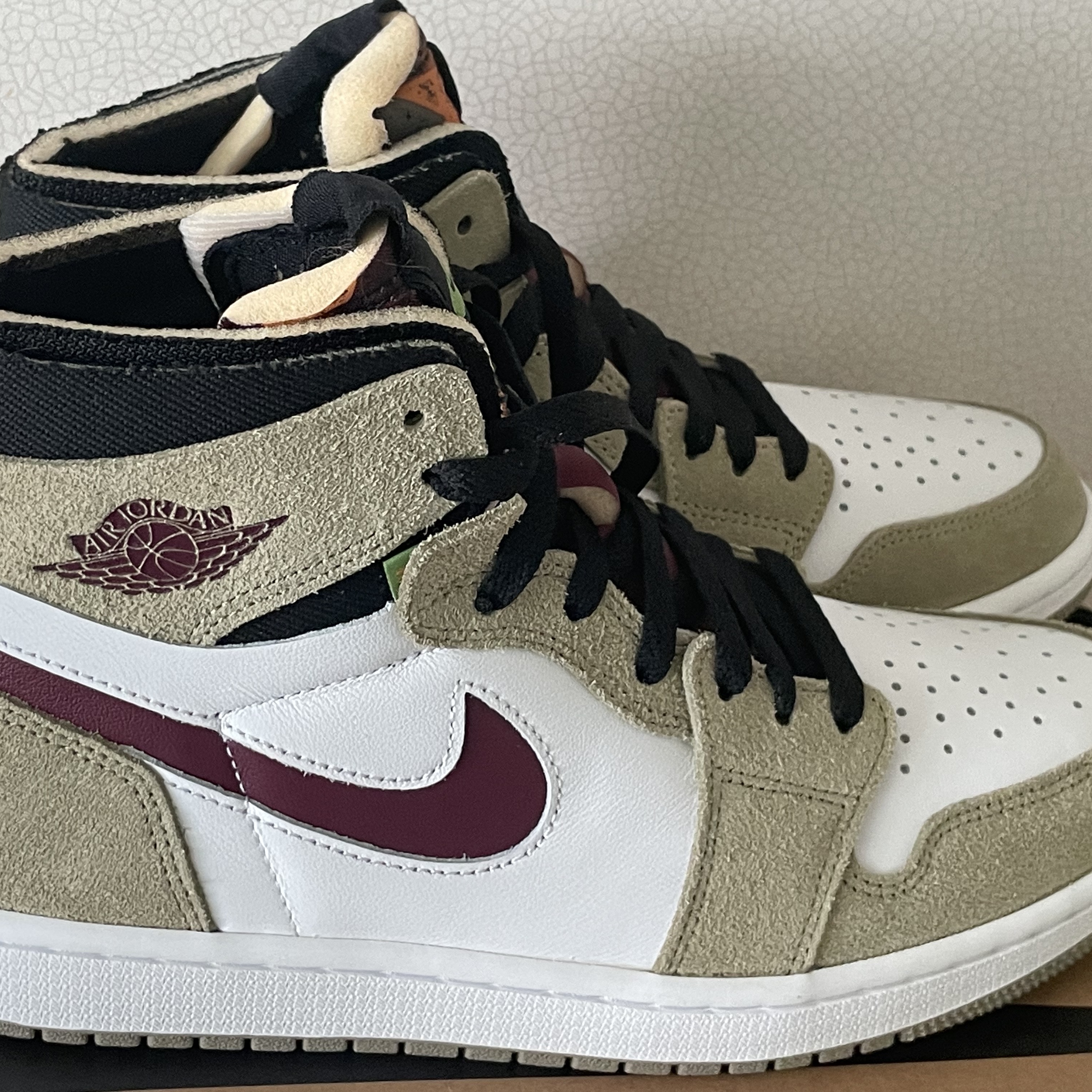 Jordan 1 Zoom Air CMFT Neutral Olive 착용 스타일