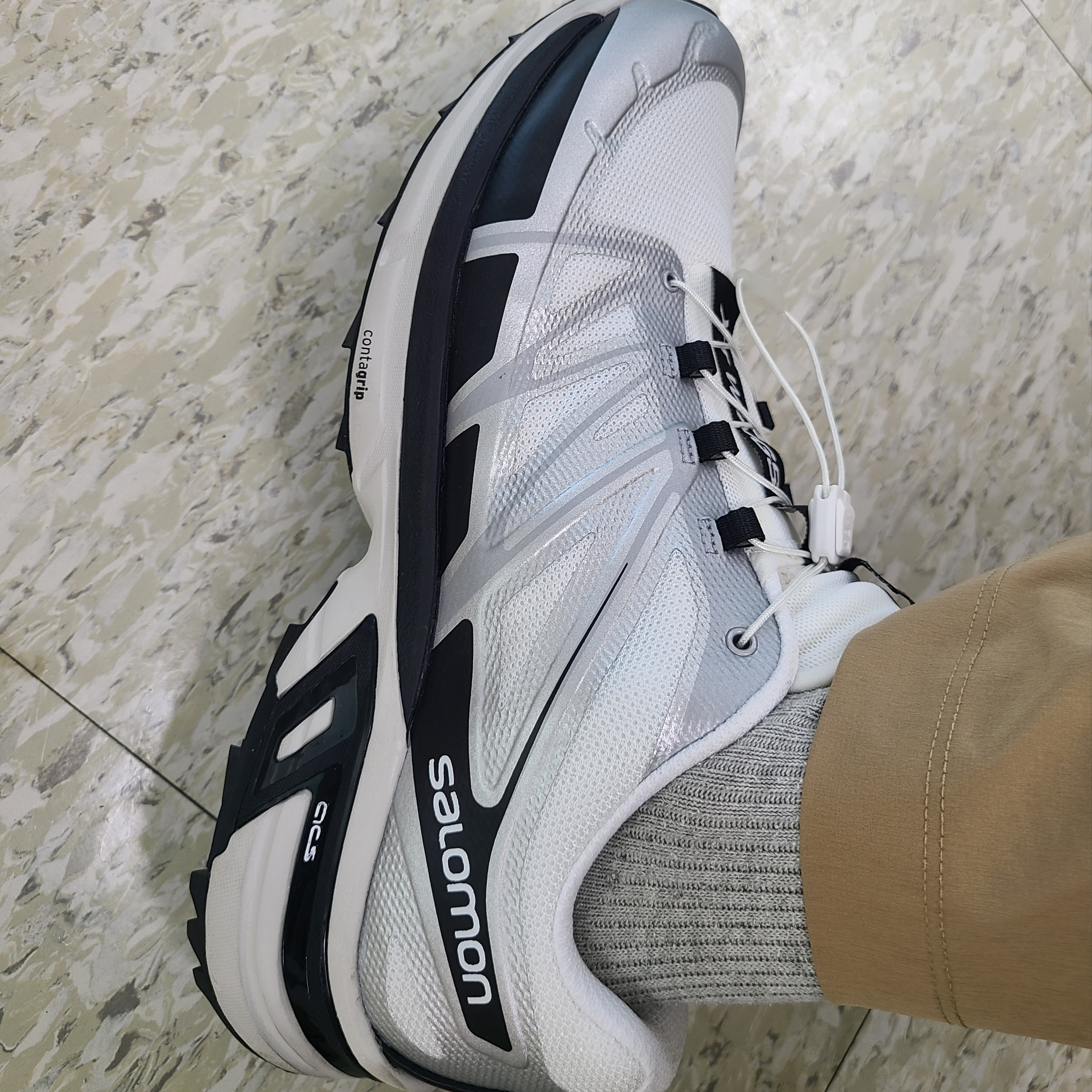 Salomon XT-Wings 2 White Silver Metallic 착용 스타일 - 5