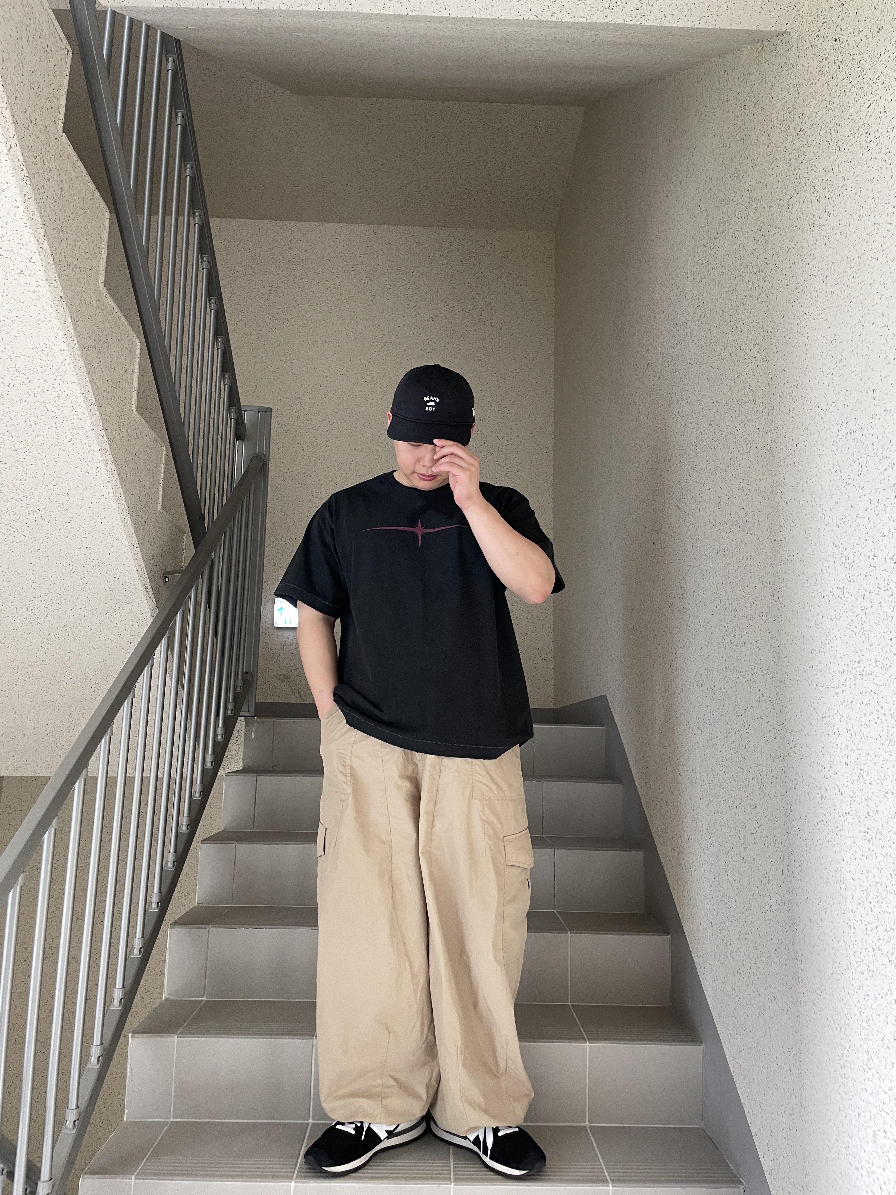 New Balance 990v1 Made in USA Black 착용 스타일 - 3