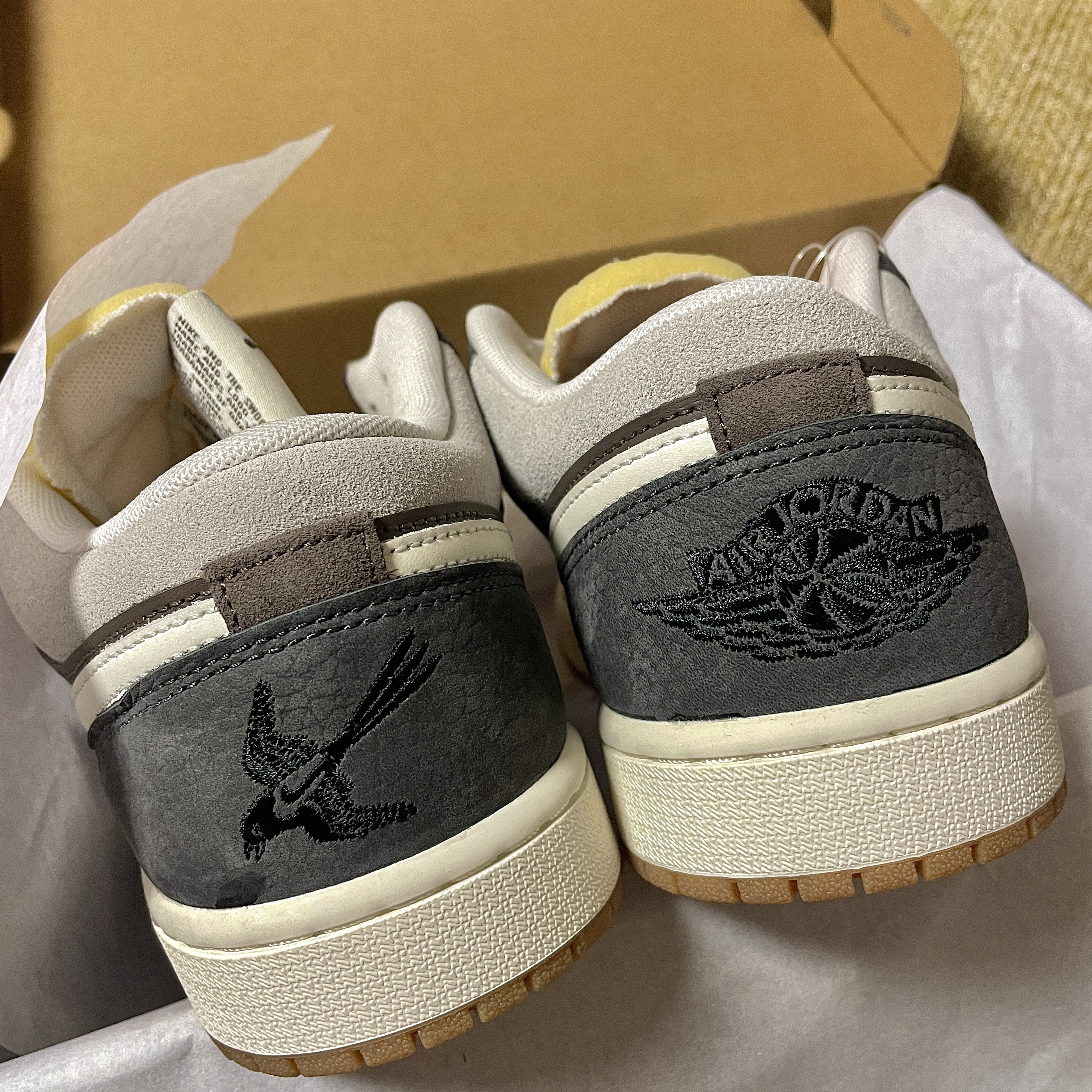 Jordan 1 Low Kkachi 착용 스타일 - 1