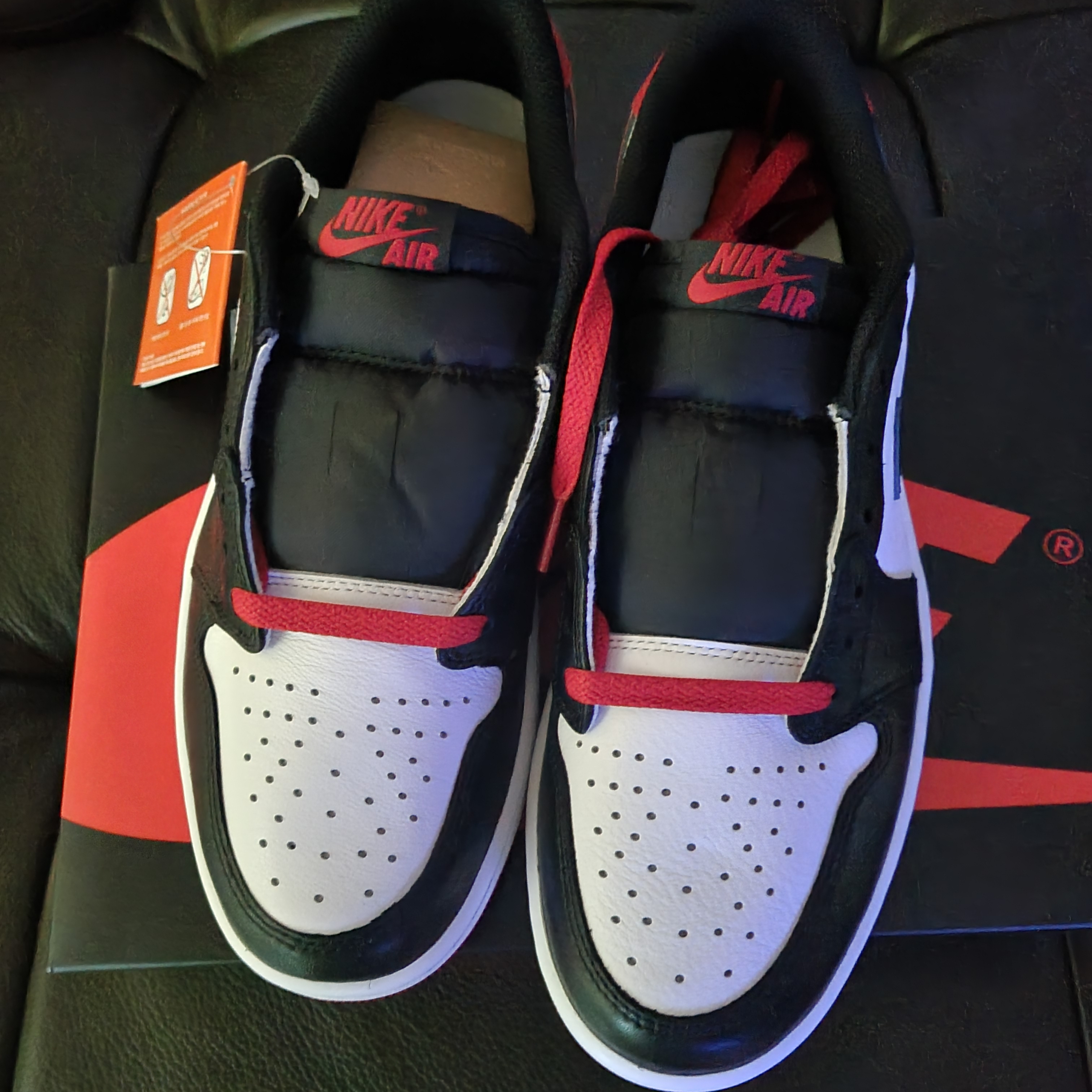 Jordan 1 Retro Low OG Black Toe 착용 스타일