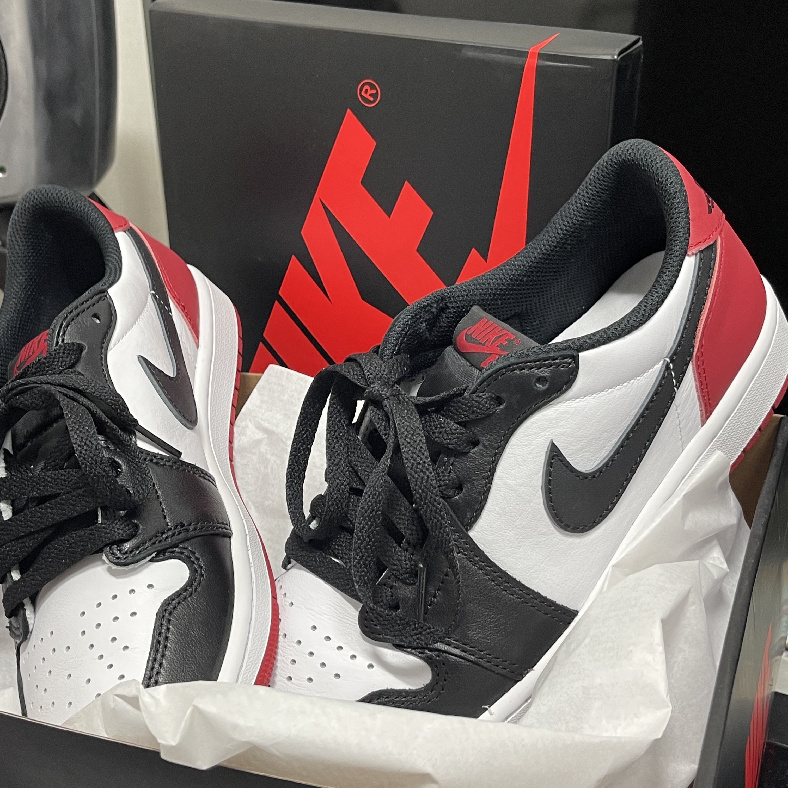 Jordan 1 Retro Low OG Black Toe 착용 스타일