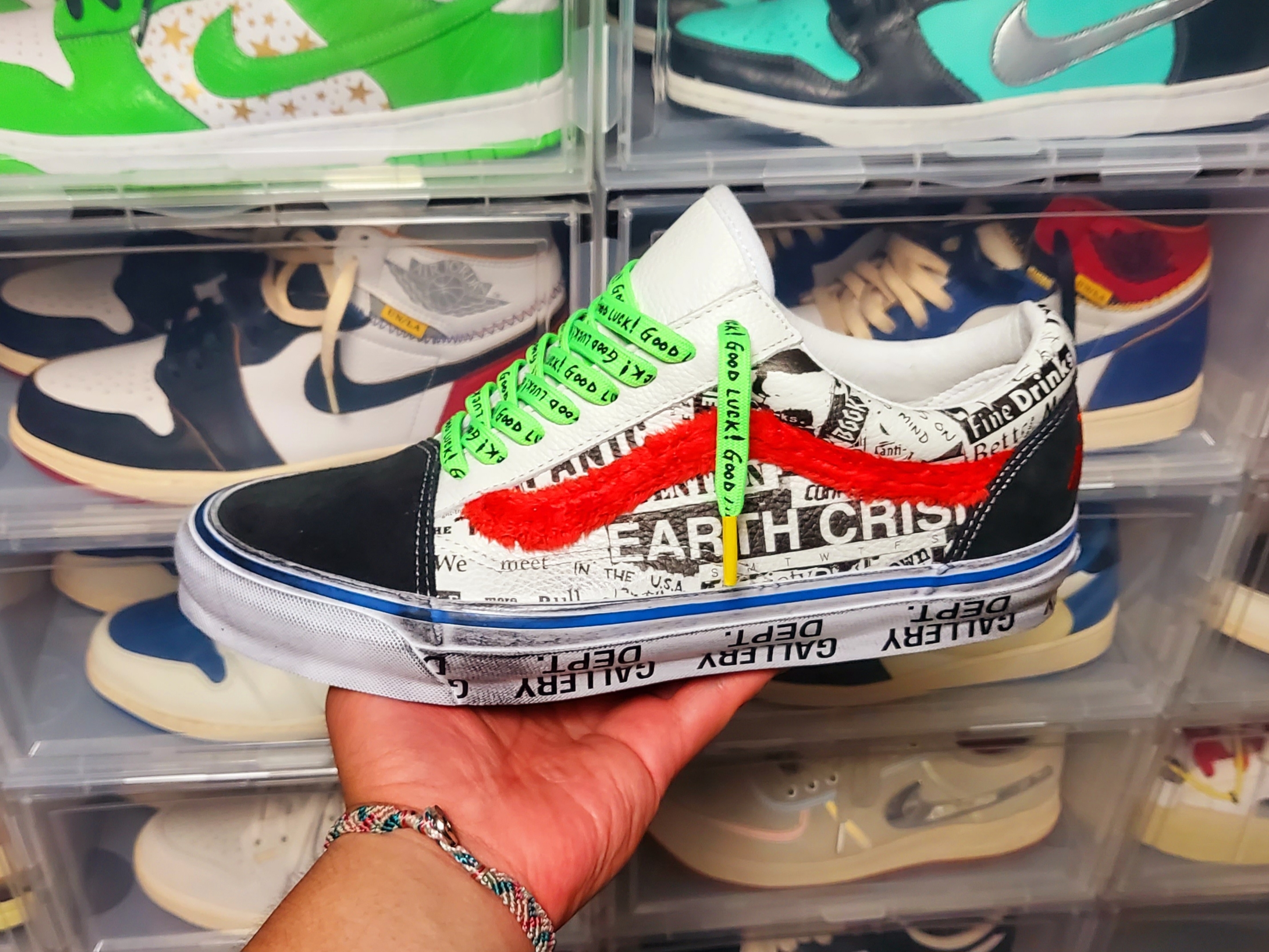 Vans Vault x Gallery Dept. OG Old Skool LX 착용 스타일 - 1