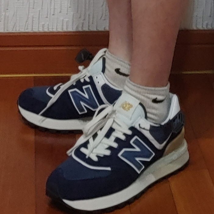 New Balance 574 Legacy Navy 착용 스타일
