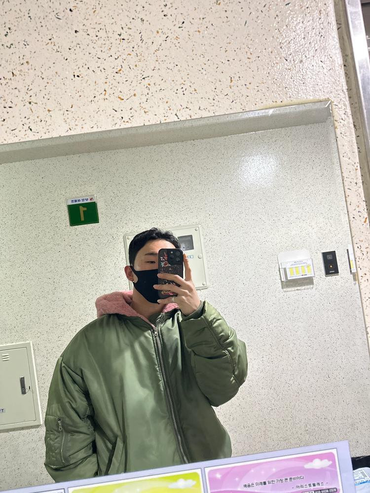 KREAM 프로필 이미지