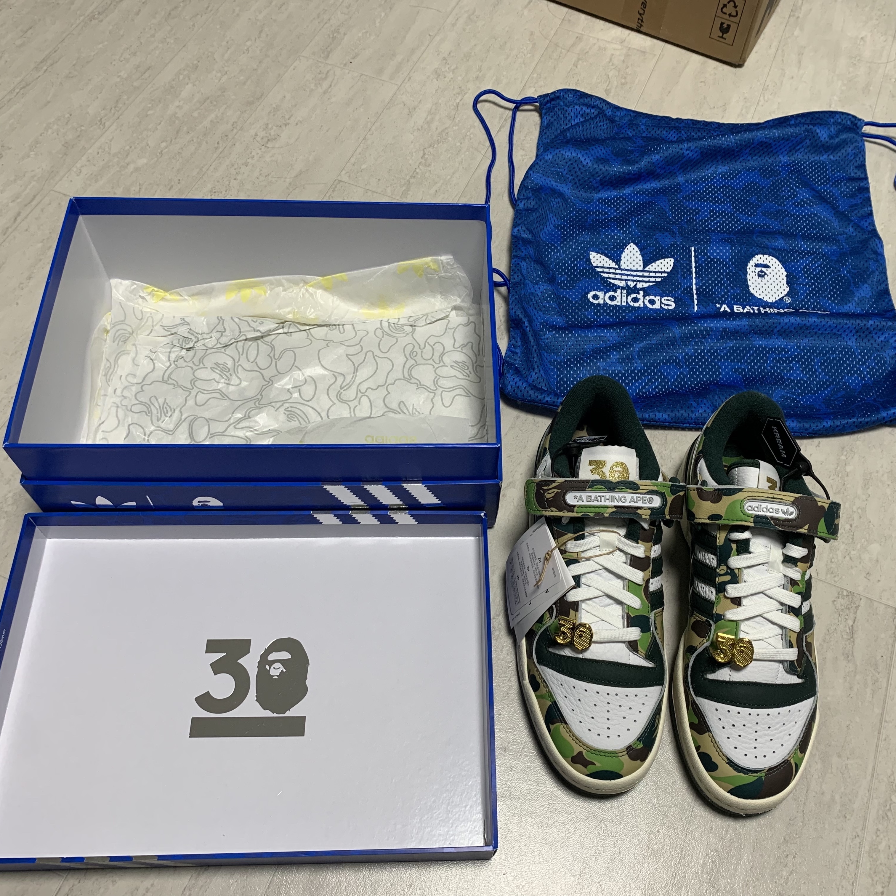 Adidas x BAPE Forum 84 Low Green Camo 착용 스타일 - 2