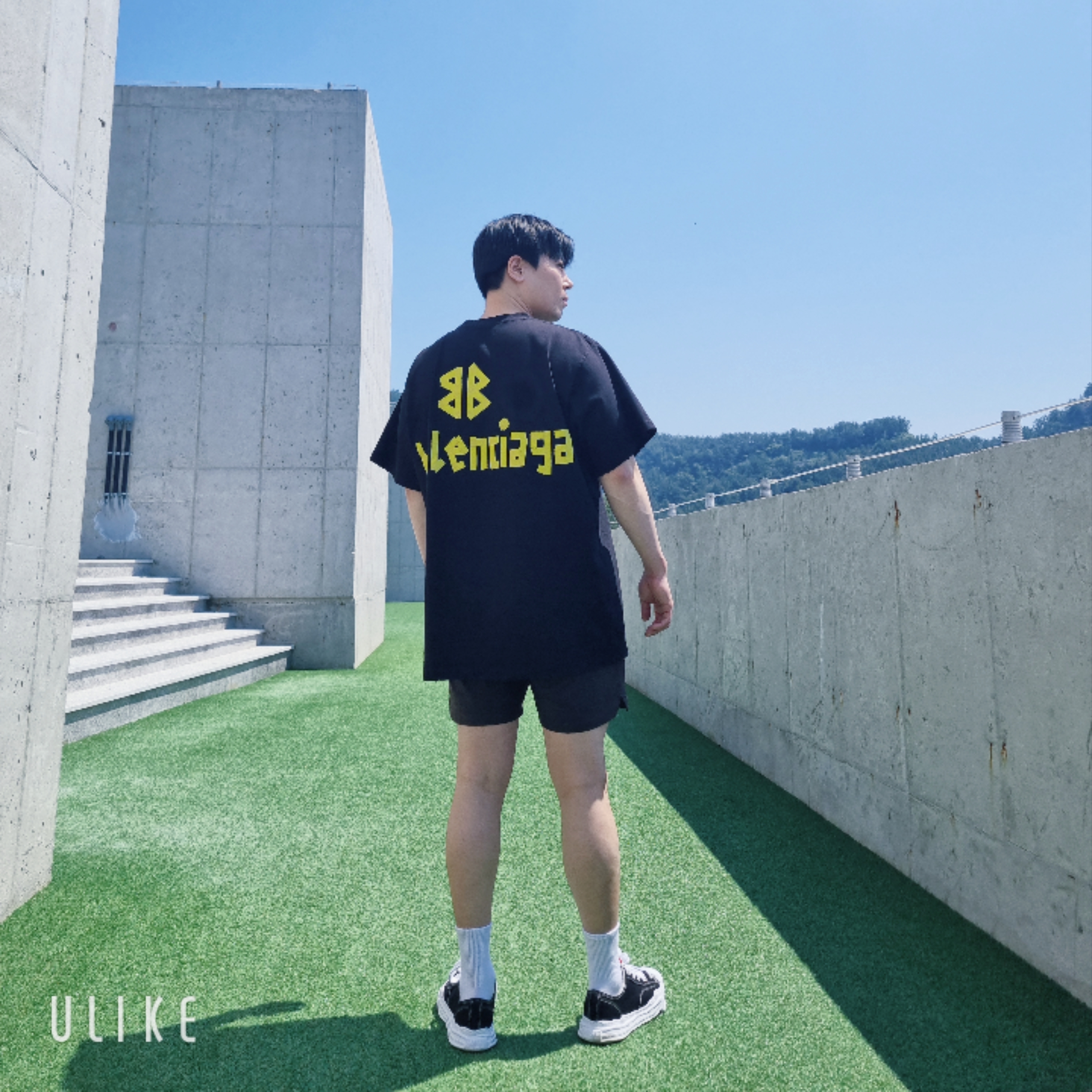 Maison Mihara Yasuhiro Hank OG Sole Canvas Low-top Sneakers Black, Balenciaga Tape Type Medium Fit T-Shirt Faded Black 착용 스타일