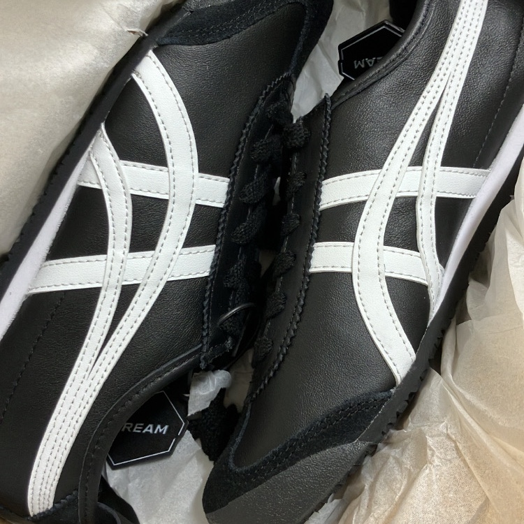Onitsuka Tiger Mexico 66 Black White 착용 스타일