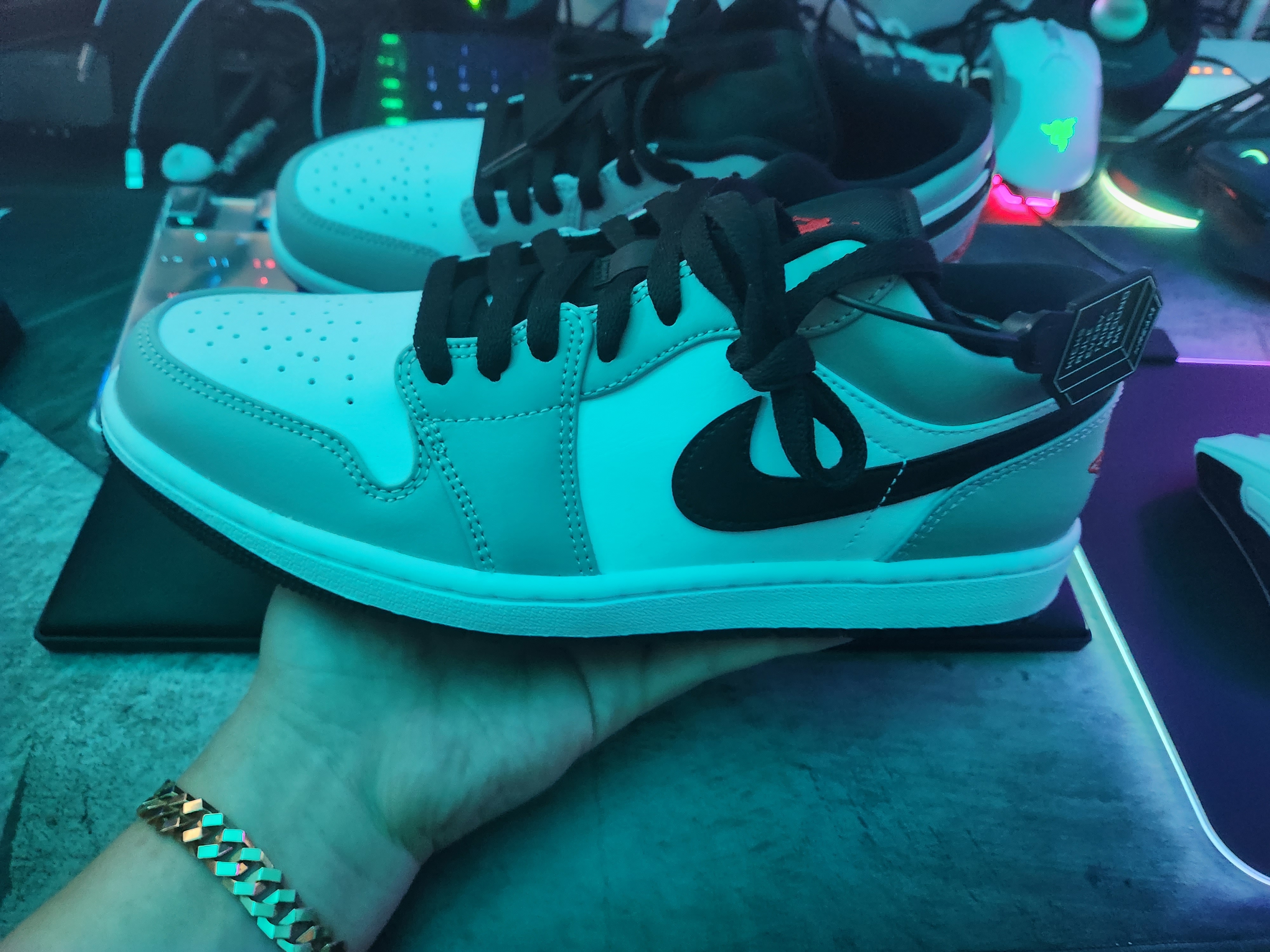 Jordan 1 Low Light Smoke Grey 착용 스타일 - 2