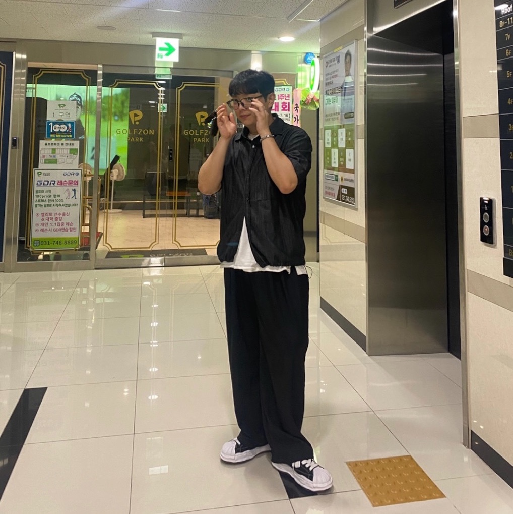 Maison Mihara Yasuhiro Blakey OG Sole Canvas Low-top Sneakers Black White 착용 스타일